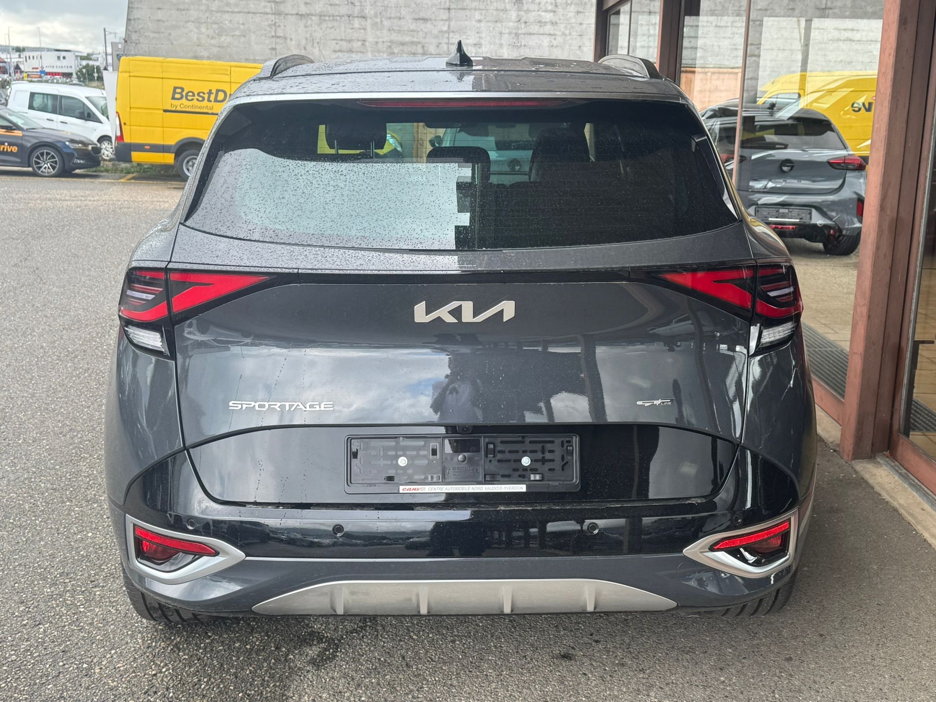KIA Sportage 1.6T-GDi PHEV GT-Line 4x4 A-image-4