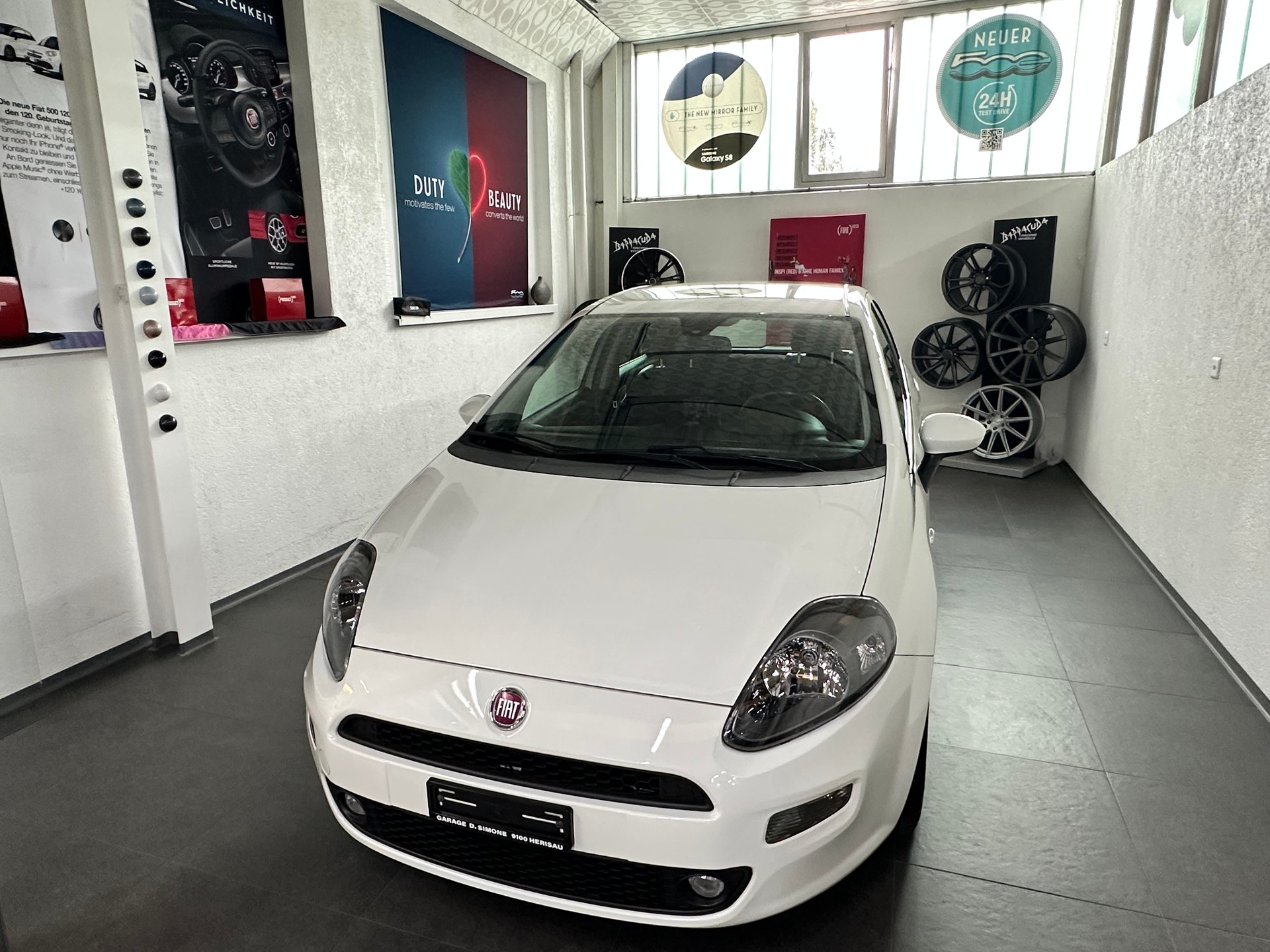 FIAT Punto 1.3 JTD Lounge-image-3