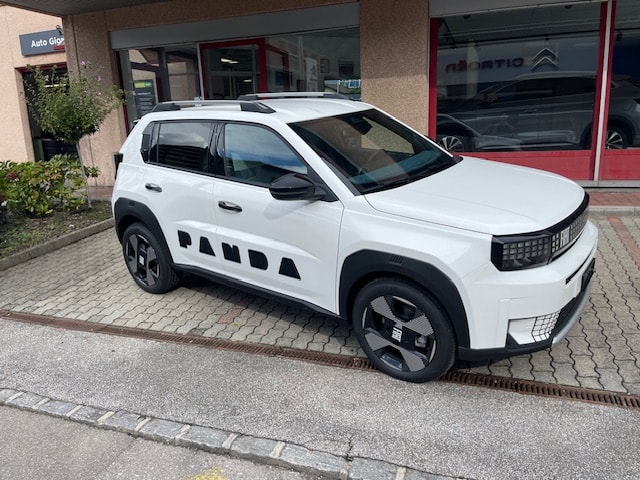 FIAT Grande Panda MHEV La Prima-image-1