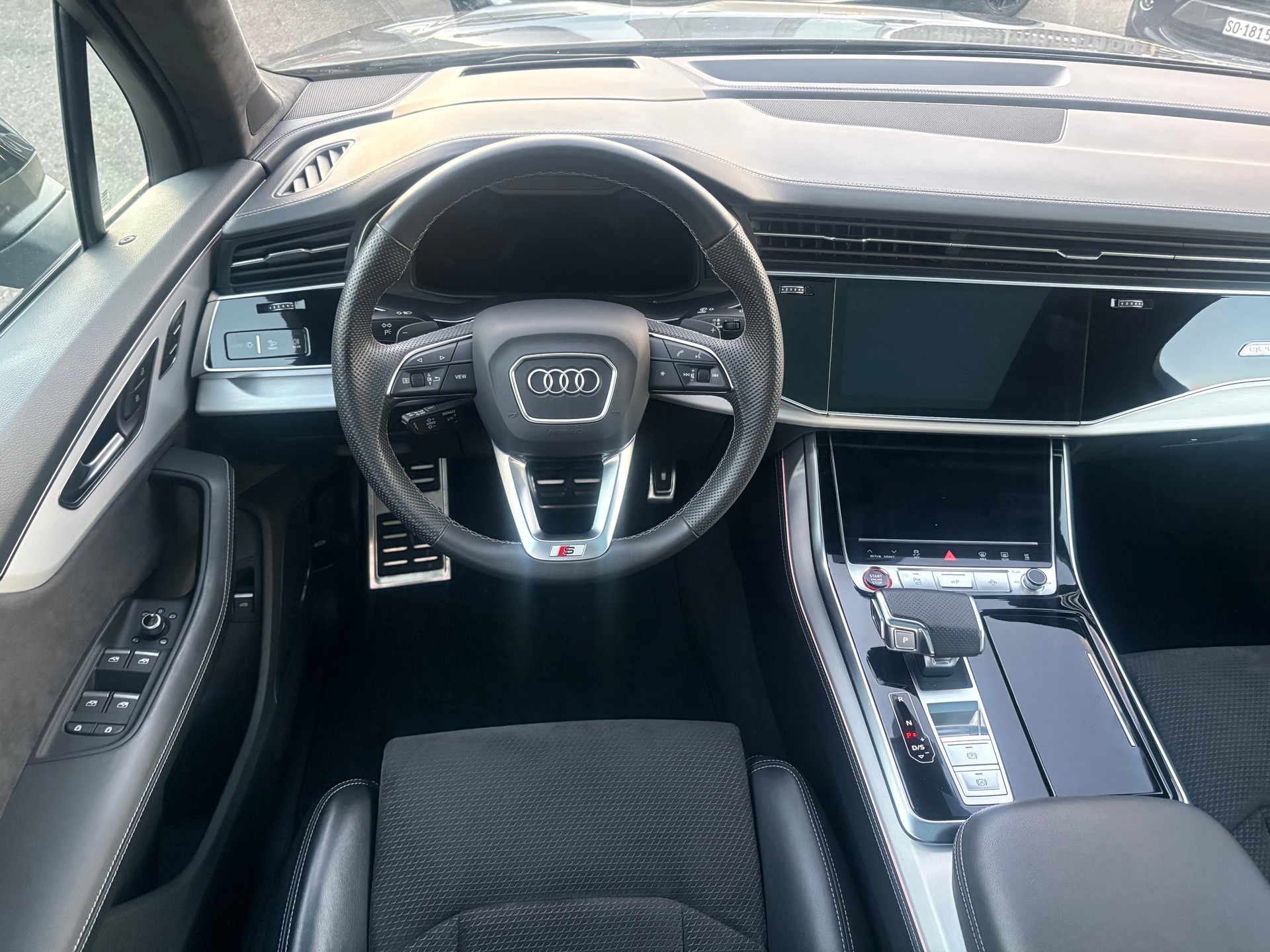 AUDI SQ7 4.0 TDI quattro tiptronic-image-11