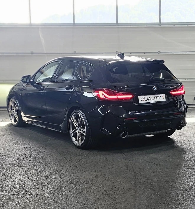BMW M135i xDrive Steptronic *CH-Fahrzeug*-image-2
