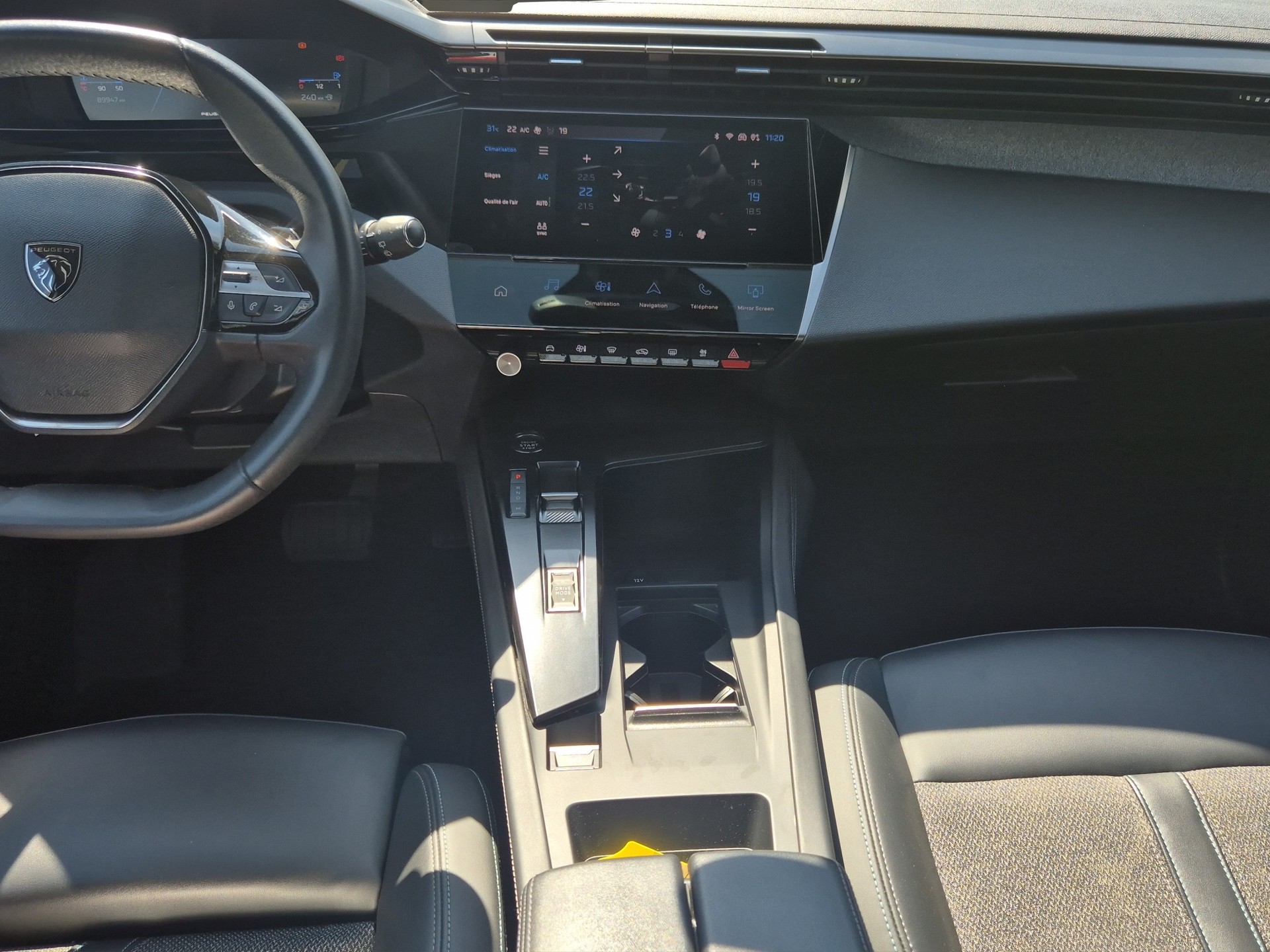 PEUGEOT 308 SW 1.2T Allure Pack EAT8-image-13