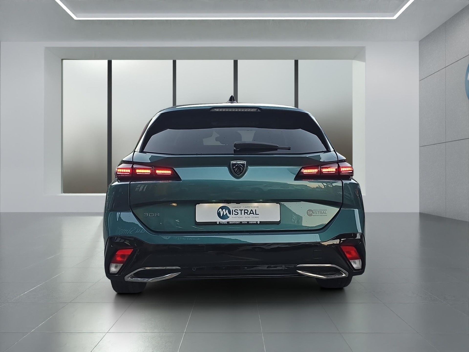 PEUGEOT 308 SW 1.2T Allure Pack EAT8-image-3
