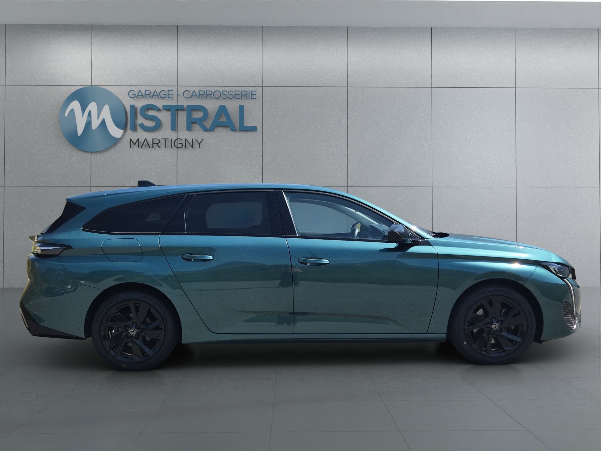 PEUGEOT 308 SW 1.2T Allure Pack EAT8-image-6