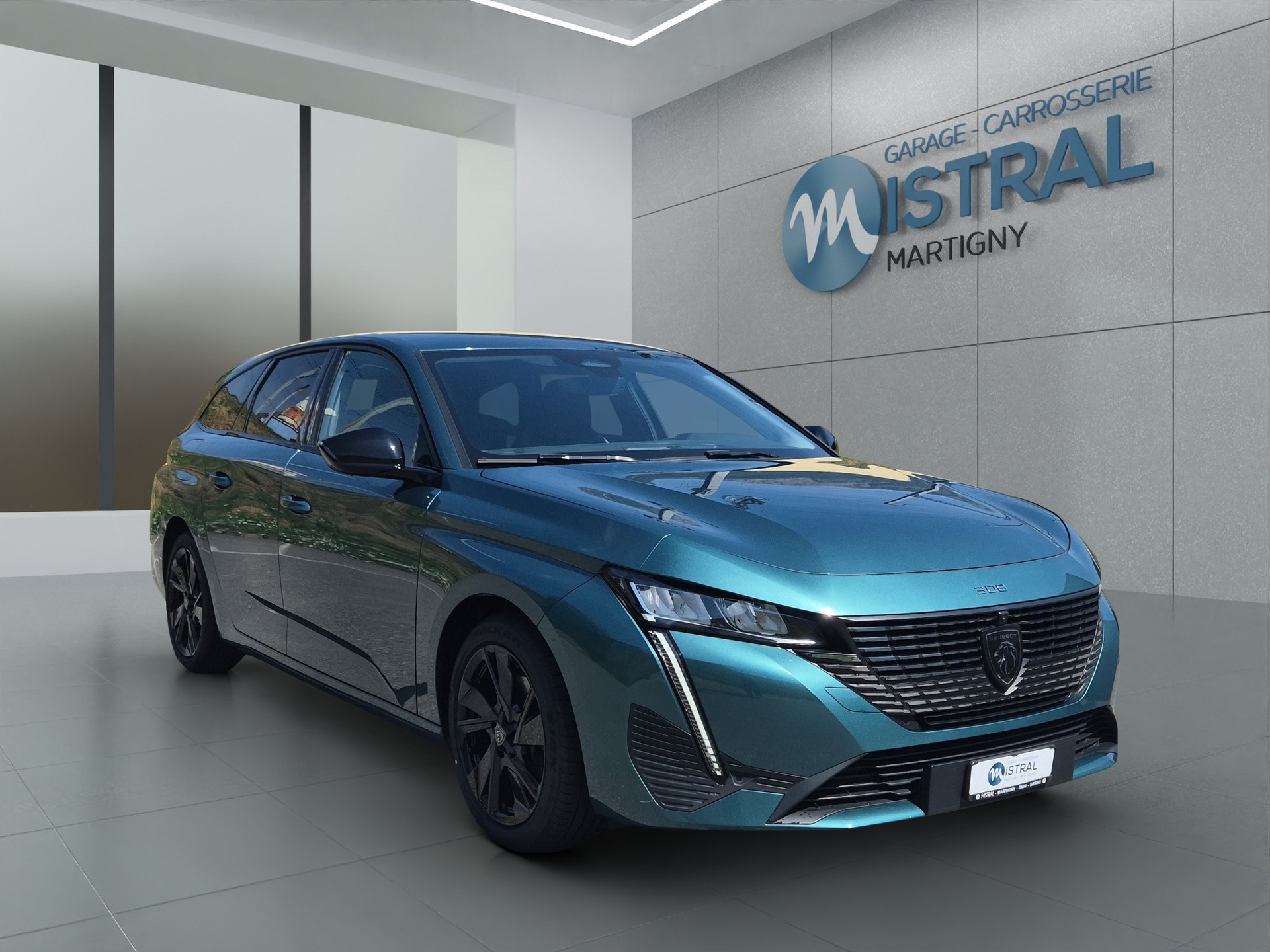 PEUGEOT 308 SW 1.2T Allure Pack EAT8-image-0