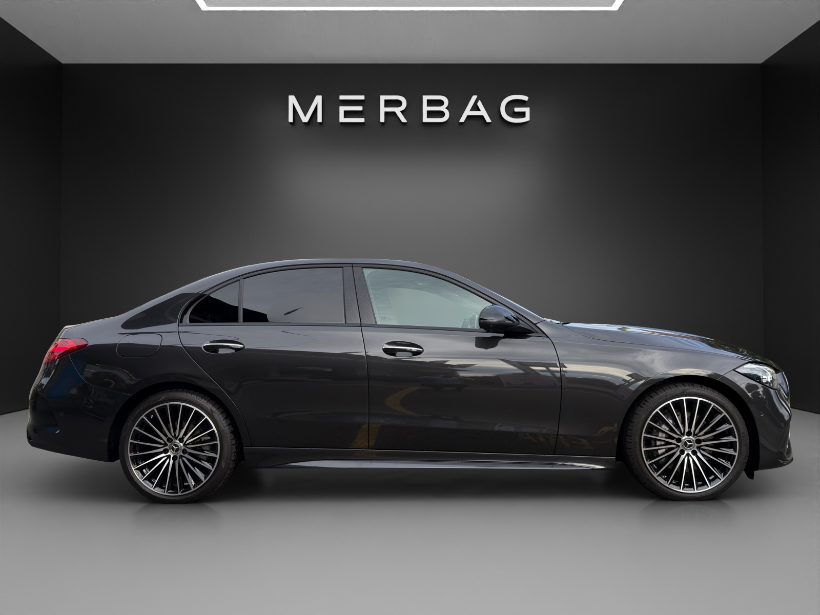 MERCEDES-BENZ C 220 d 4 Matic-image-1
