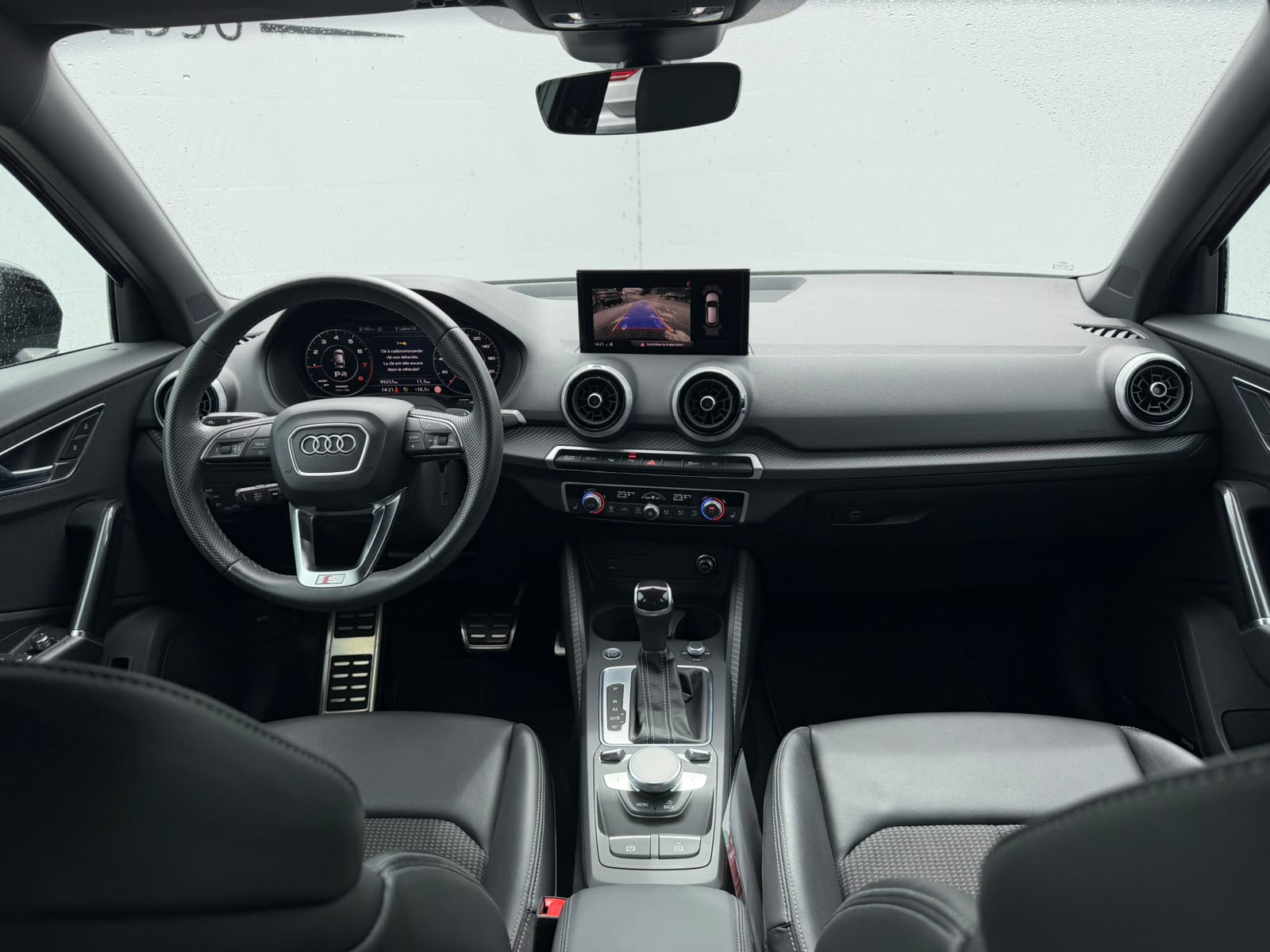AUDI Q2 35 TFSI S line-image-3
