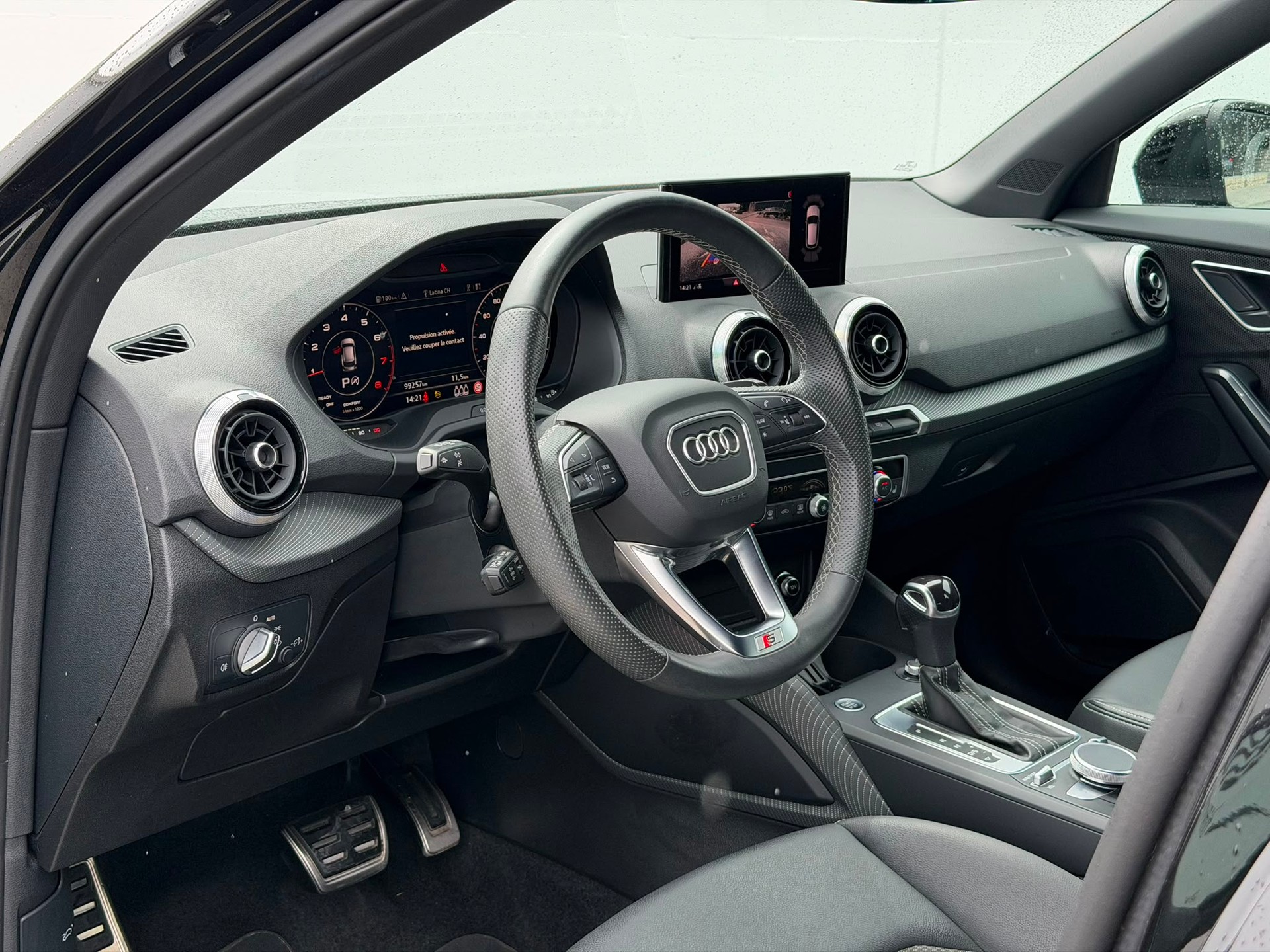 AUDI Q2 35 TFSI S line-image-9