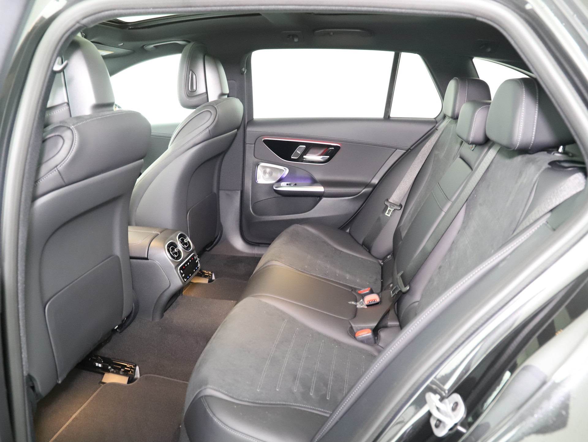 MERCEDES-BENZ C 220 d T 4 M Swiss Star-image-5