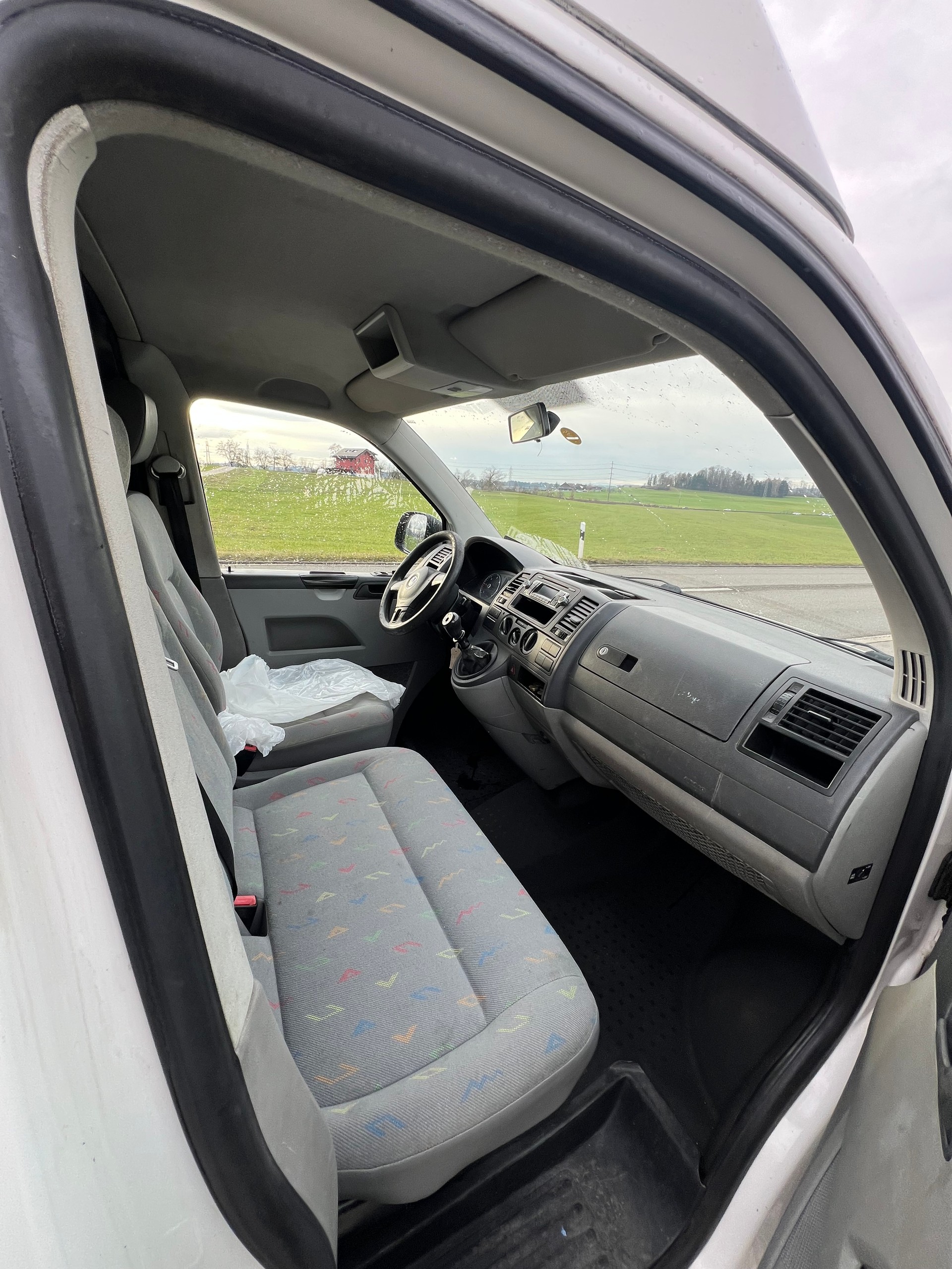 VW T5 2.0 TDI-image-7