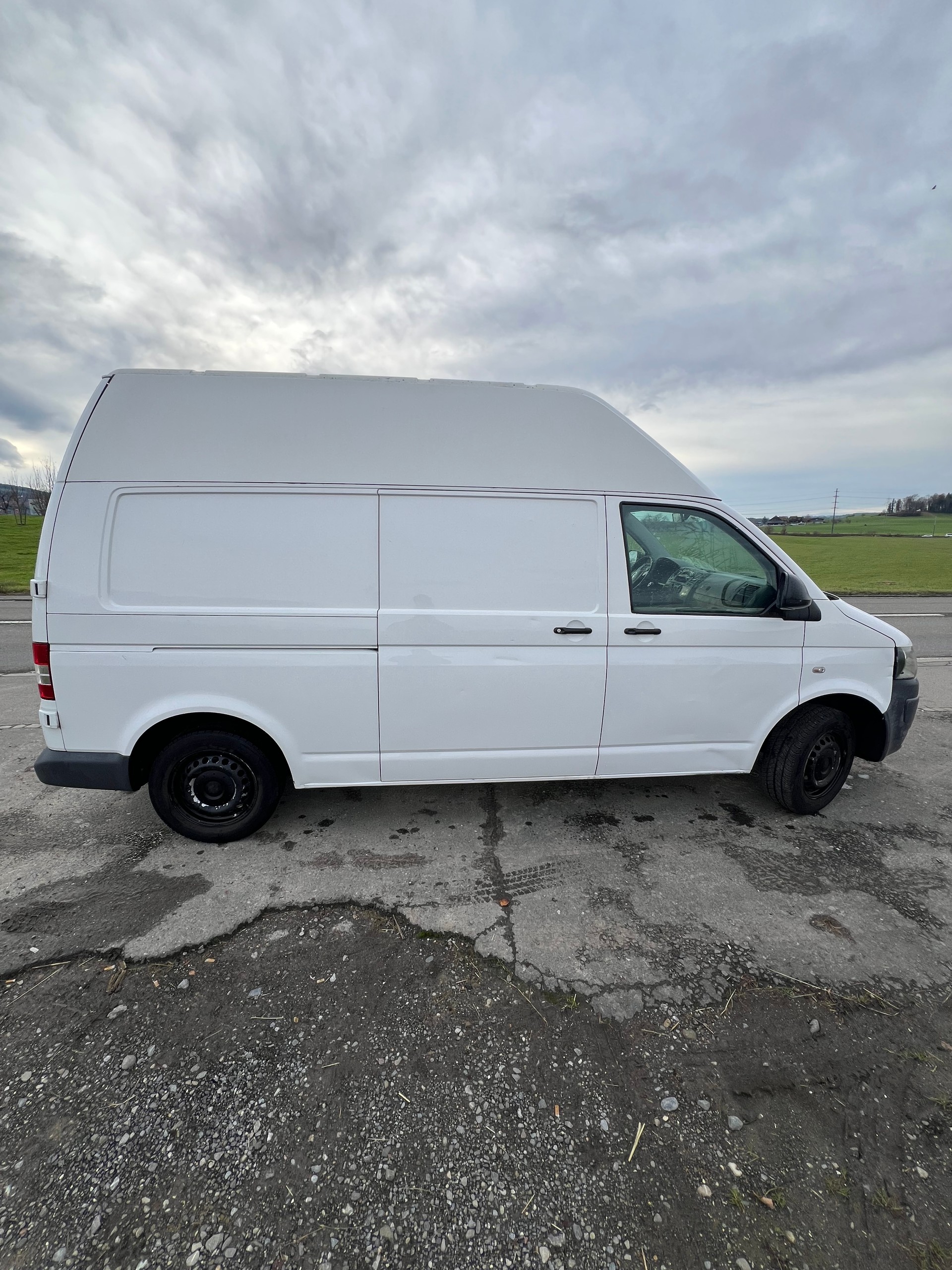 VW T5 2.0 TDI-image-6