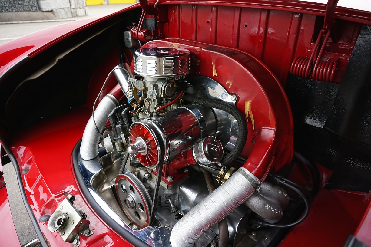 VW KARMANN-GHIA-image-25