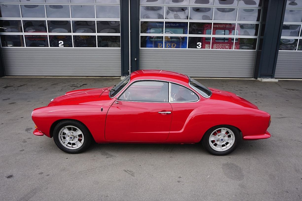 VW KARMANN-GHIA-showroom-element-2