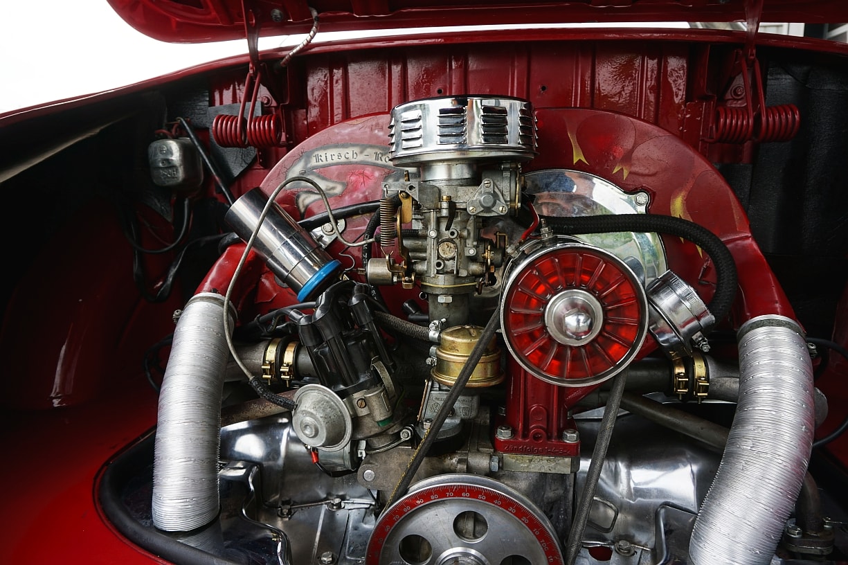 VW KARMANN-GHIA-image-24