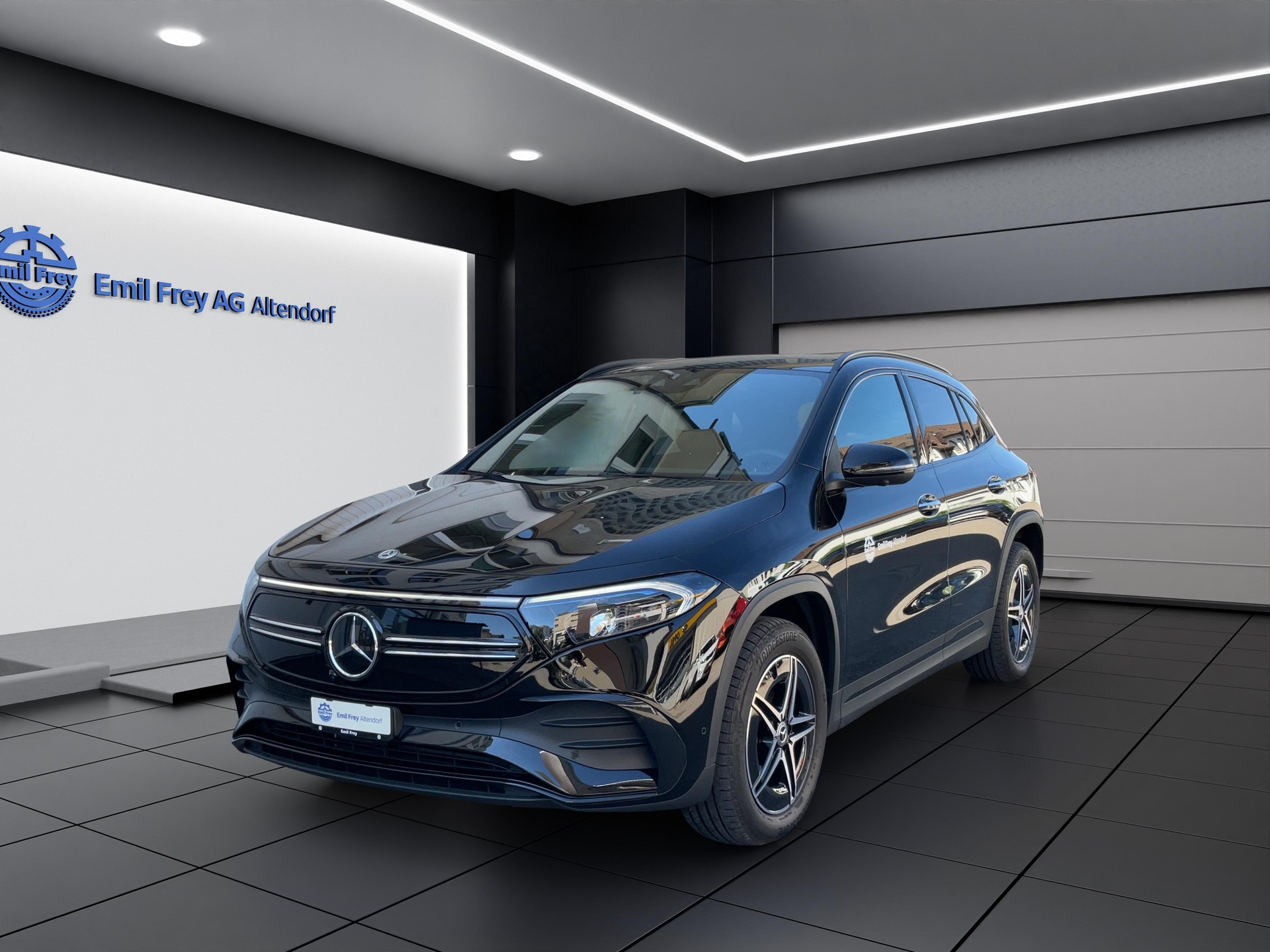 MERCEDES-BENZ EQA 350 4MATIC AMG Line
