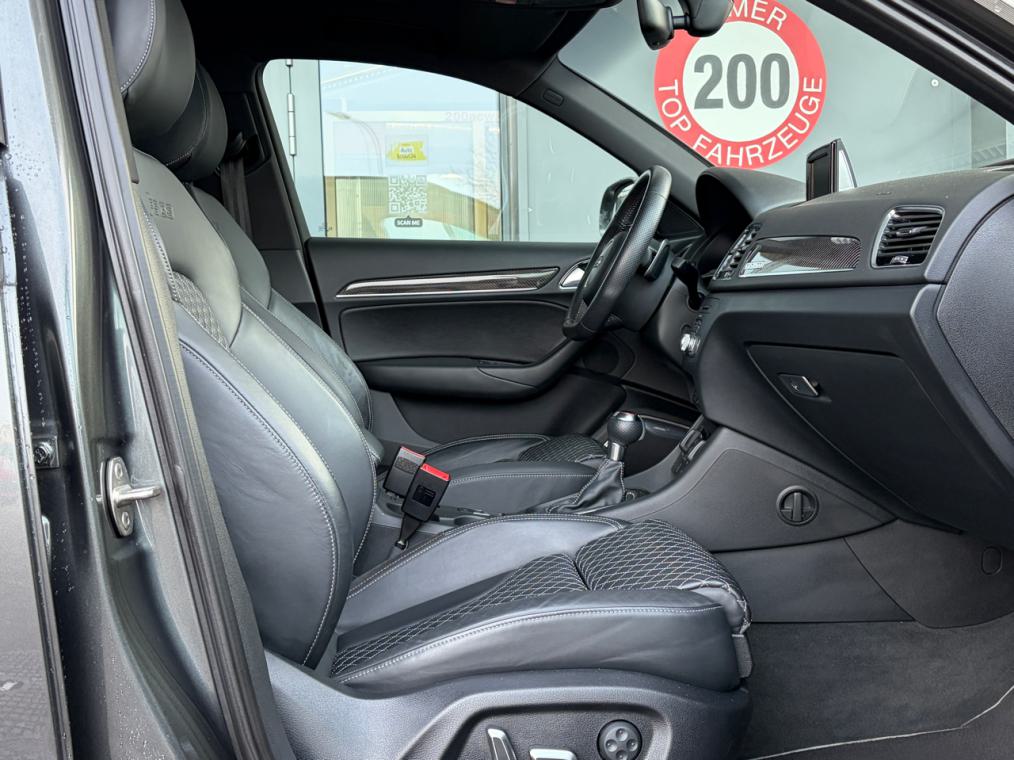 AUDI RS Q3 2.5 TFSI performance quattro S-tronic-image-10