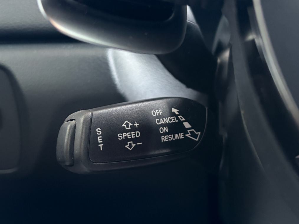 AUDI RS Q3 2.5 TFSI performance quattro S-tronic-image-6