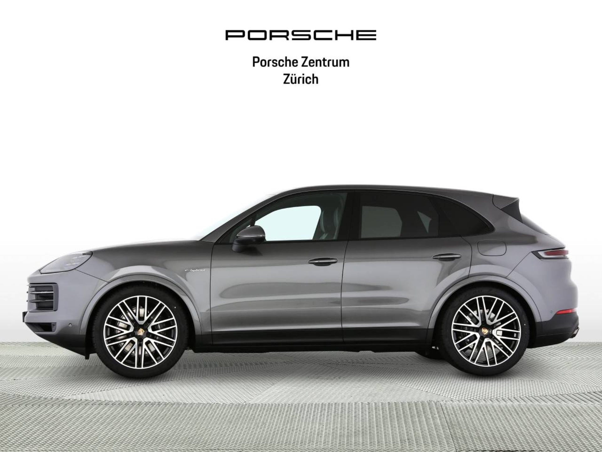PORSCHE Cayenne E-Hybrid-image-1