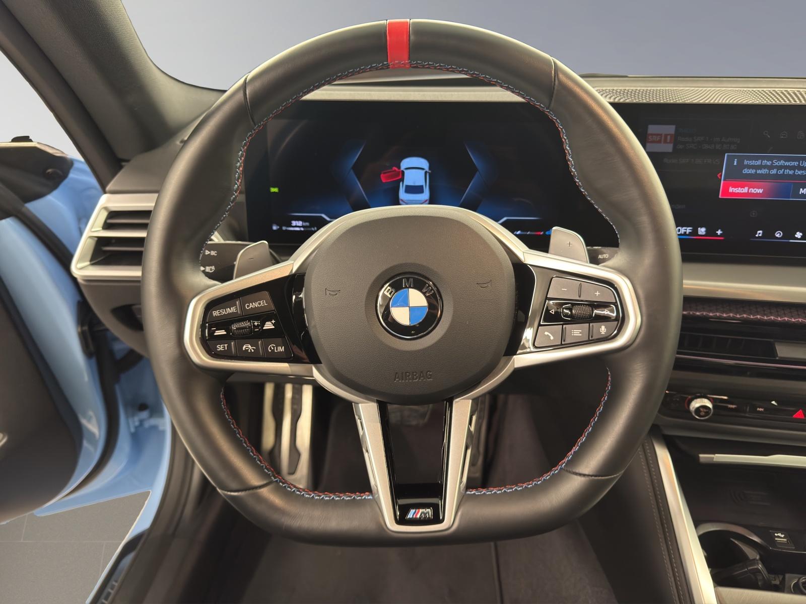 BMW M240i xDrive Coupé-image-15