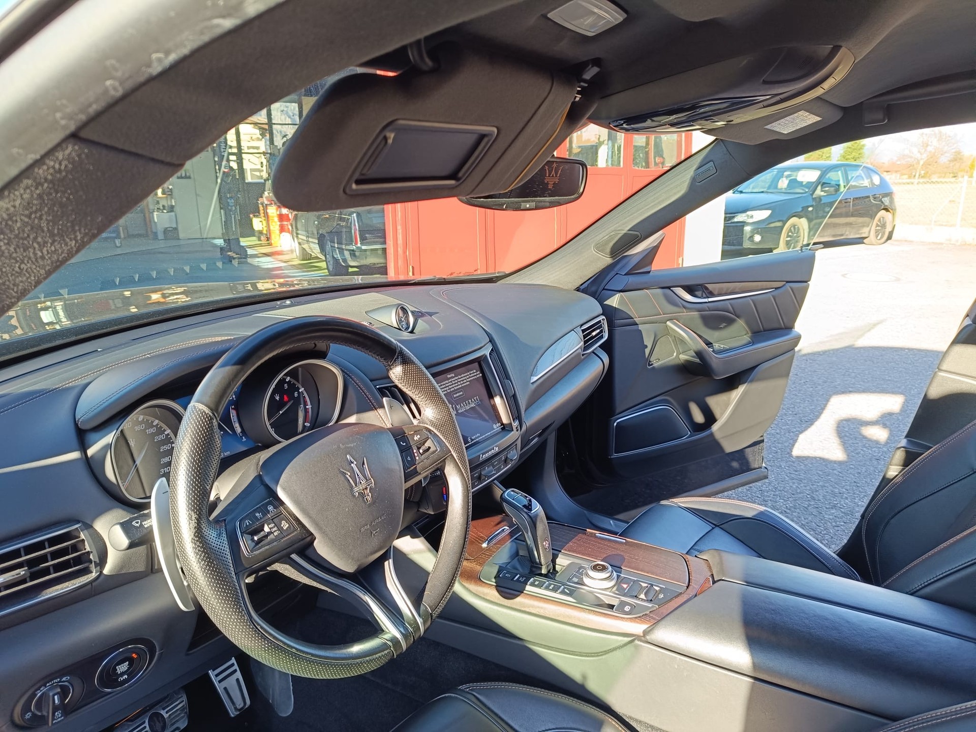 MASERATI Levante S 3.0V6 GranSport Automatica-image-4