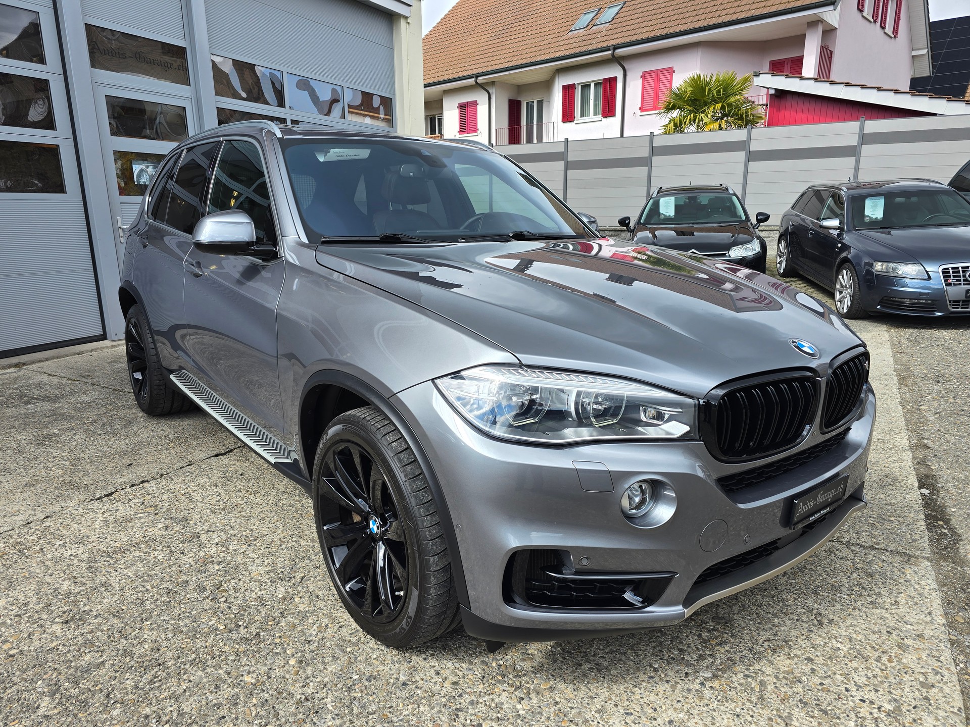 BMW X5 xDrive 50i Steptronic-image-4