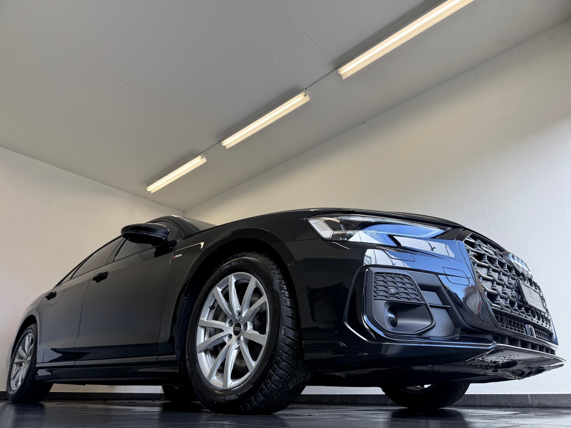 AUDI A8 50 TDI quattro tiptronic-showroom-element-3