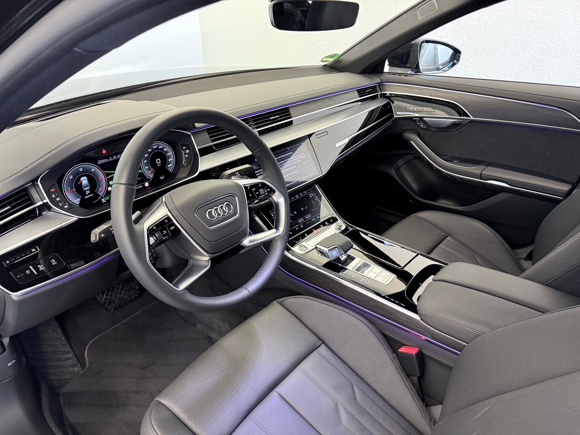 AUDI A8 50 TDI quattro tiptronic-image-16