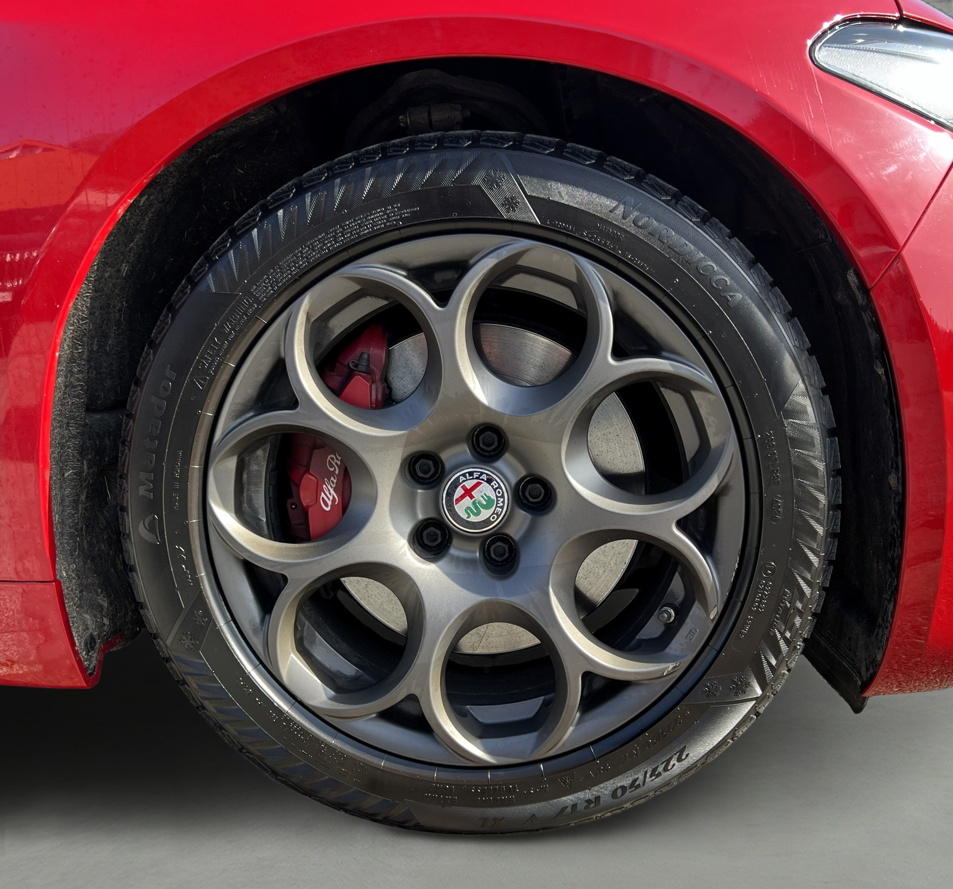 ALFA ROMEO Giulia 2.2 JTDM Veloce Q4 Automatic-image-11