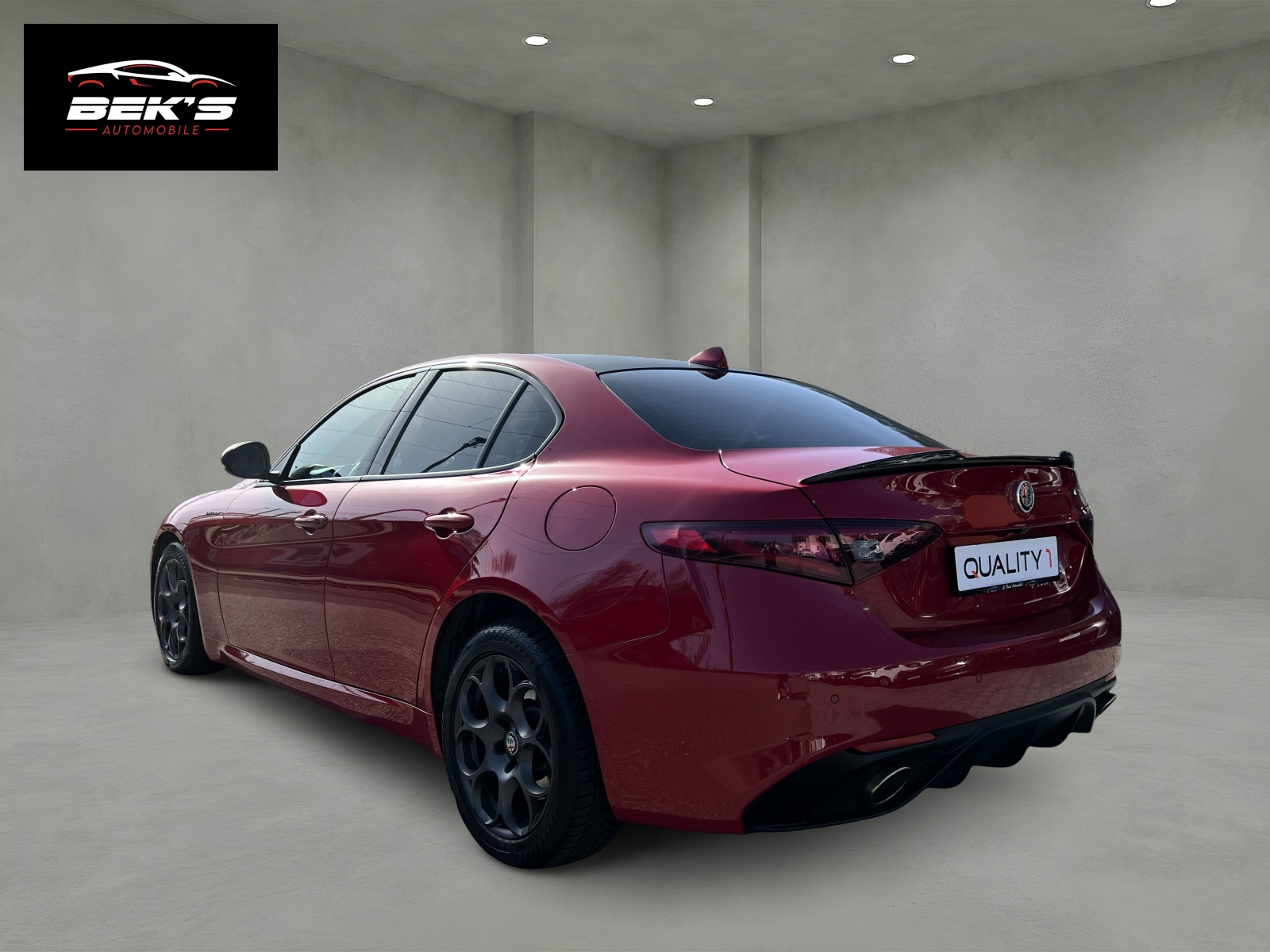 ALFA ROMEO Giulia 2.2 JTDM Veloce Q4 Automatic-image-2