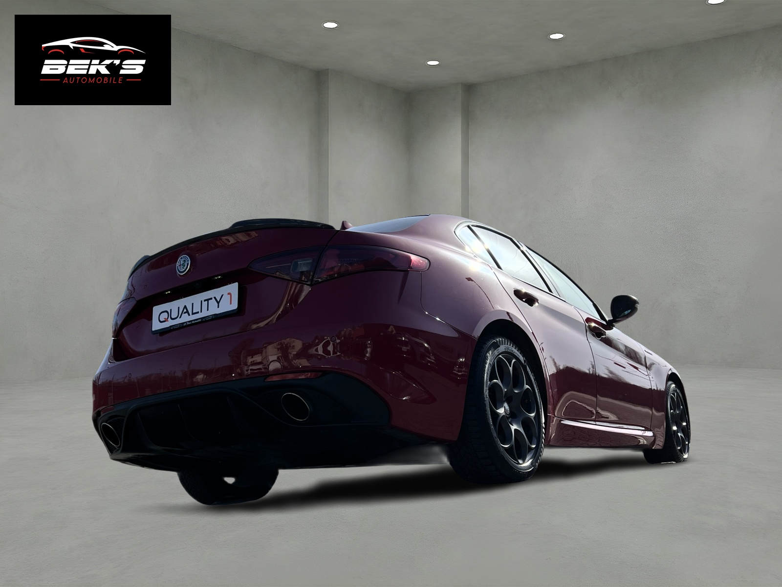 ALFA ROMEO Giulia 2.2 JTDM Veloce Q4 Automatic-image-9