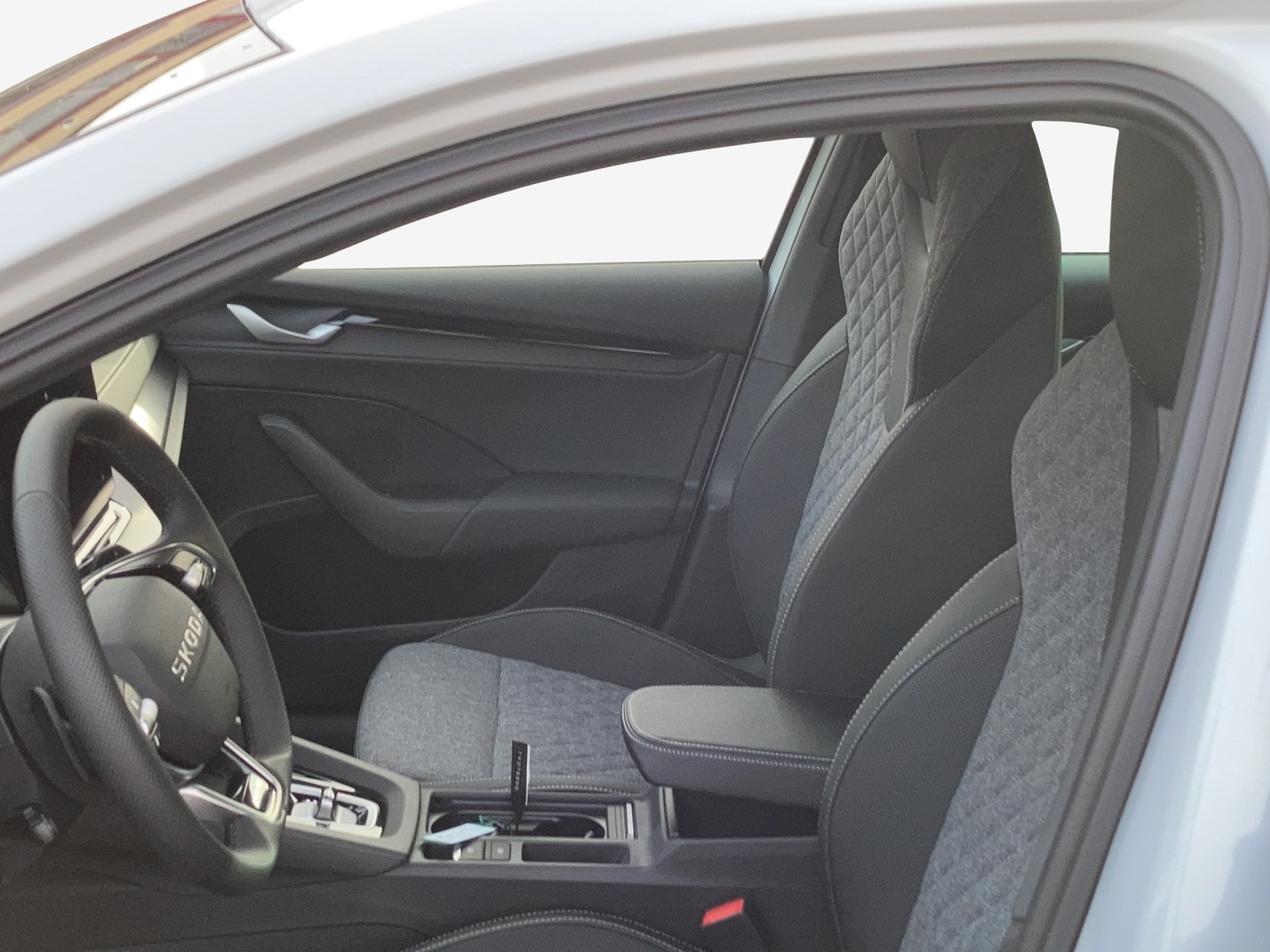 SKODA Octavia Combi 2.0 TSI DSG Sport Line 4x4-image-7