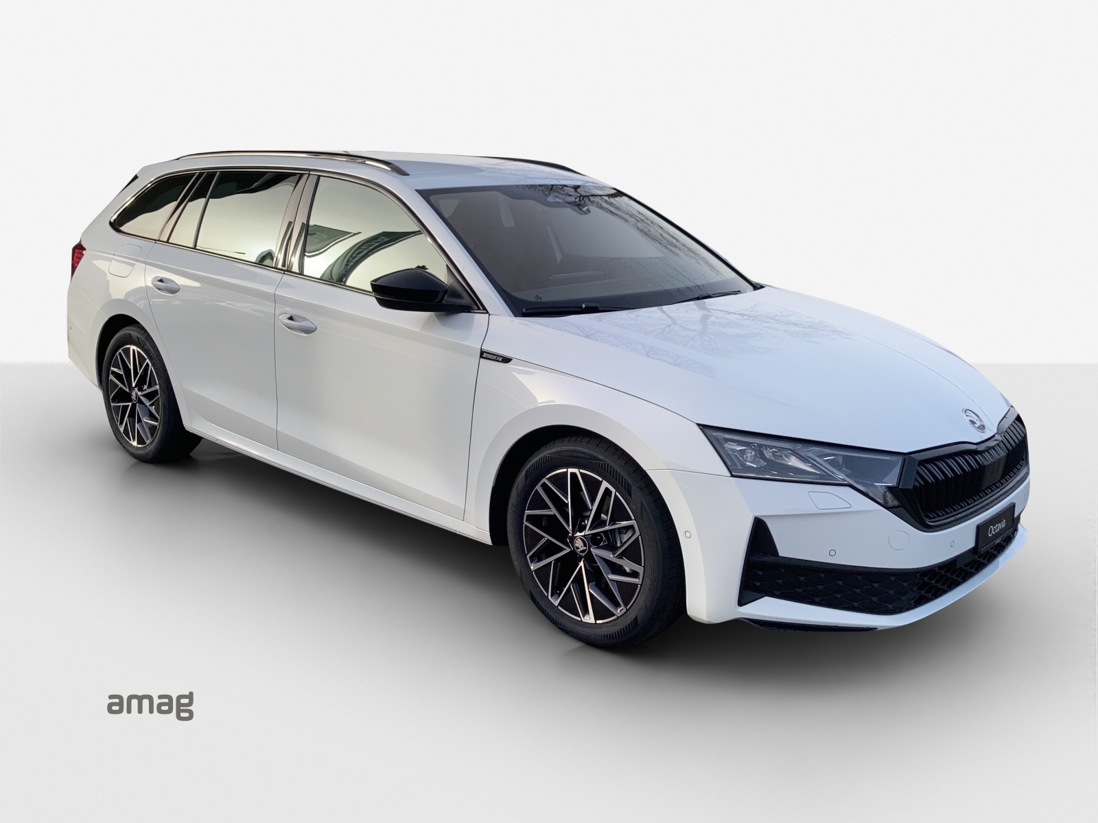SKODA Octavia Combi 2.0 TSI DSG Sport Line 4x4-image-5
