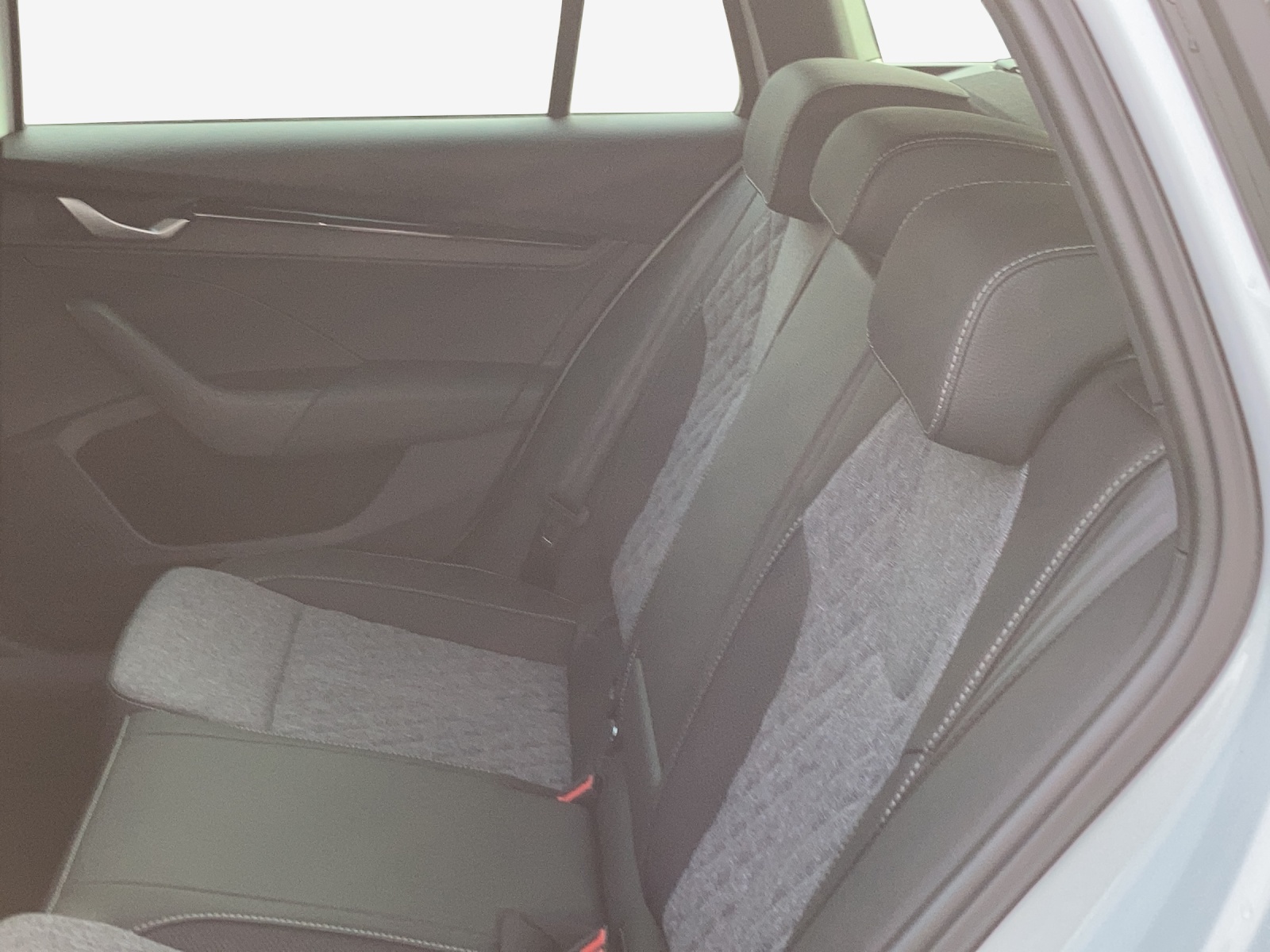 SKODA Octavia Combi 2.0 TSI DSG Sport Line 4x4-image-11
