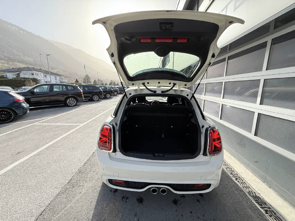 MINI Mini F55 2.0i Cooper S SDKG-image-9