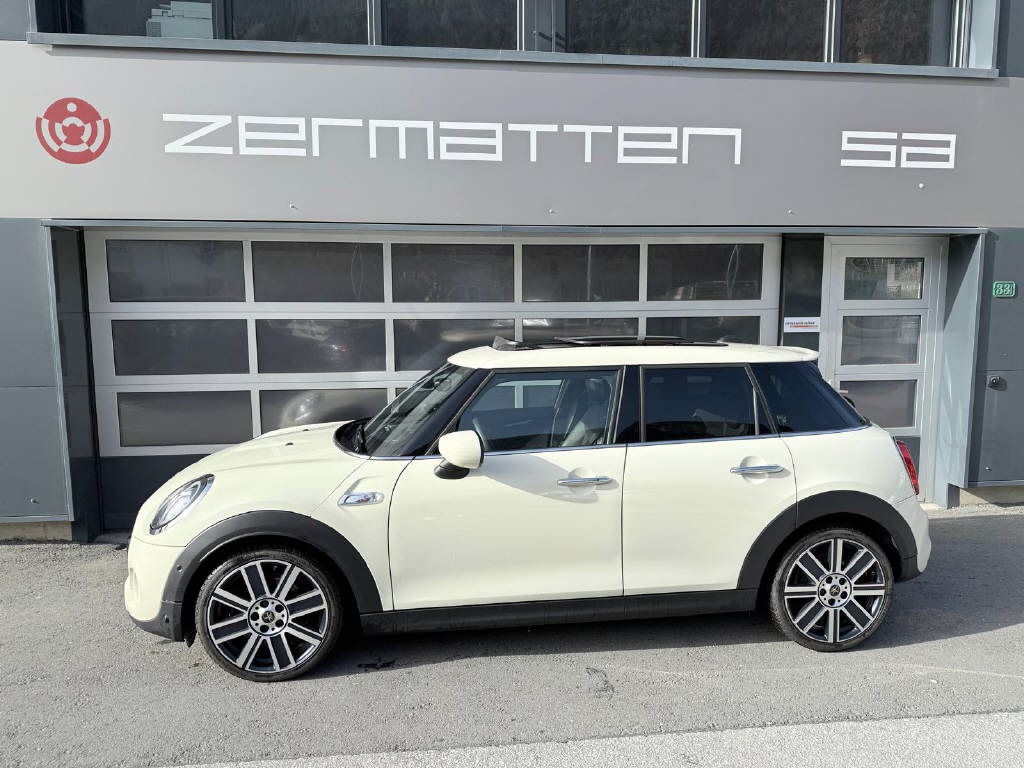 MINI Mini F55 2.0i Cooper S SDKG-image-0