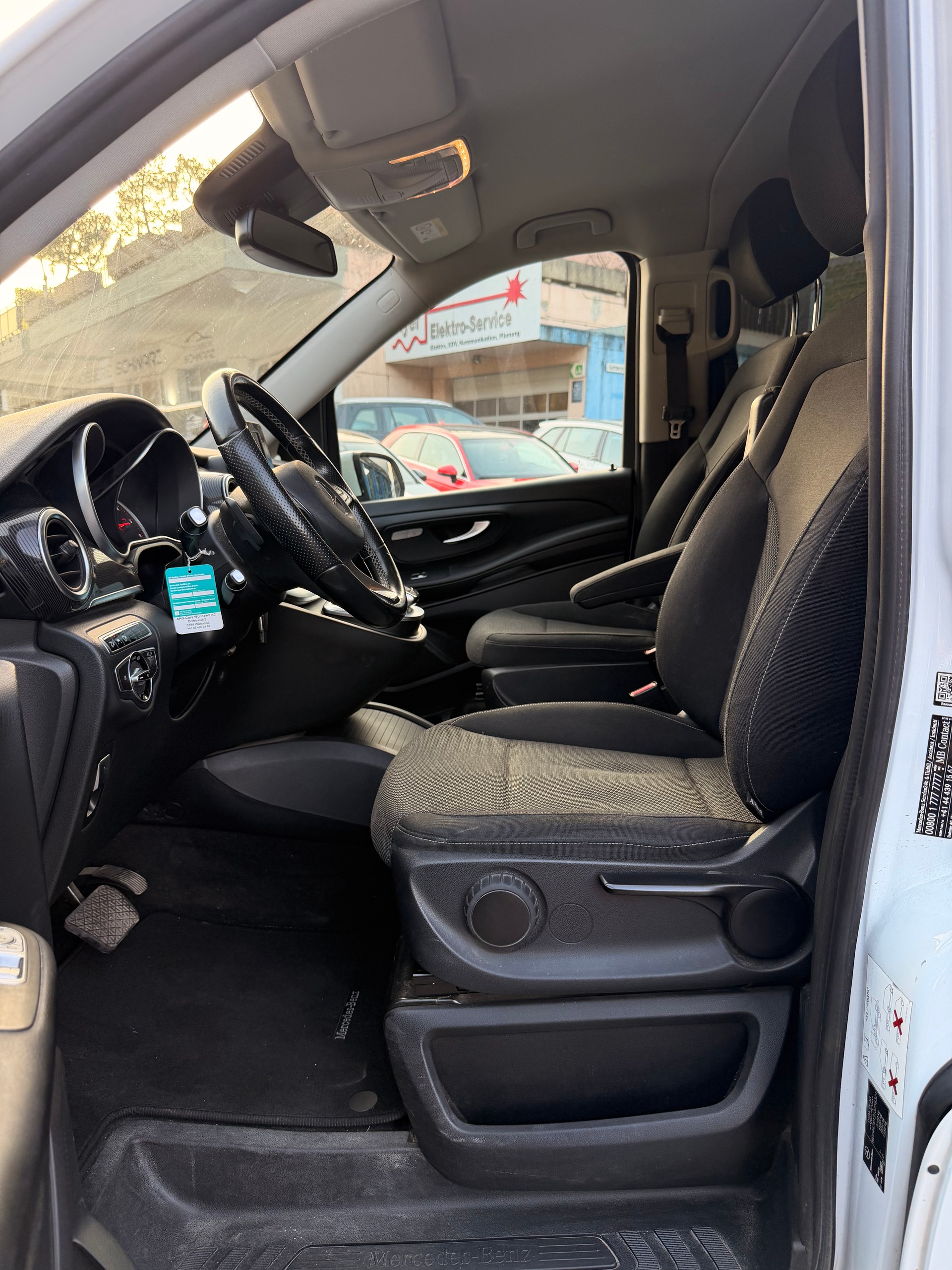 MERCEDES-BENZ V 250 d lang 4Matic 7G-Tronic-image-7