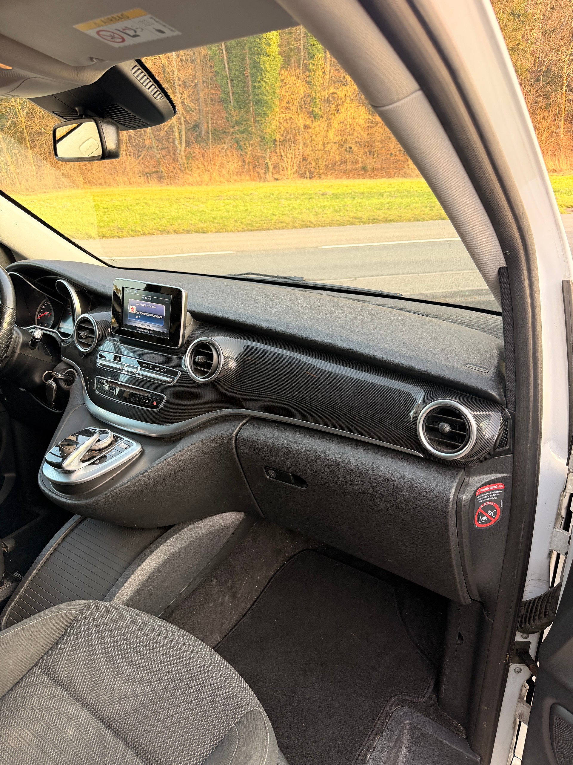 MERCEDES-BENZ V 250 d lang 4Matic 7G-Tronic-image-10