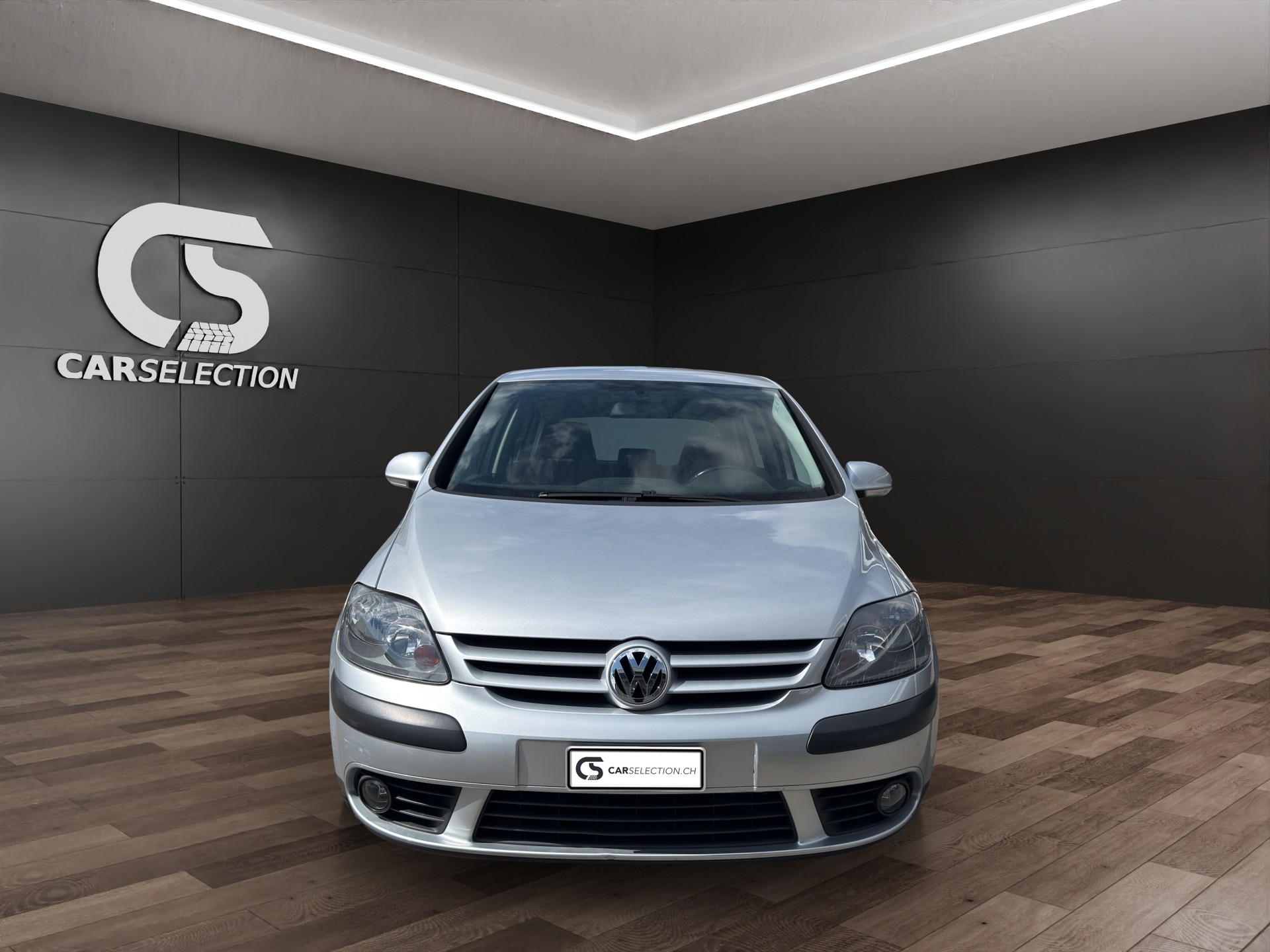 VW Golf Plus 2.0 FSI Comfortline / Frisch ab MFK / Frisch ab Service-image-7