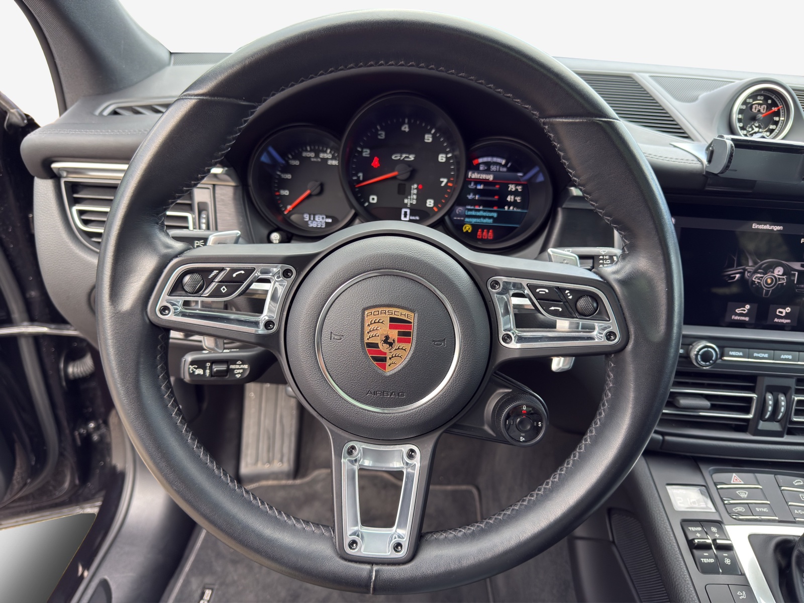 PORSCHE Macan GTS PDK-image-9