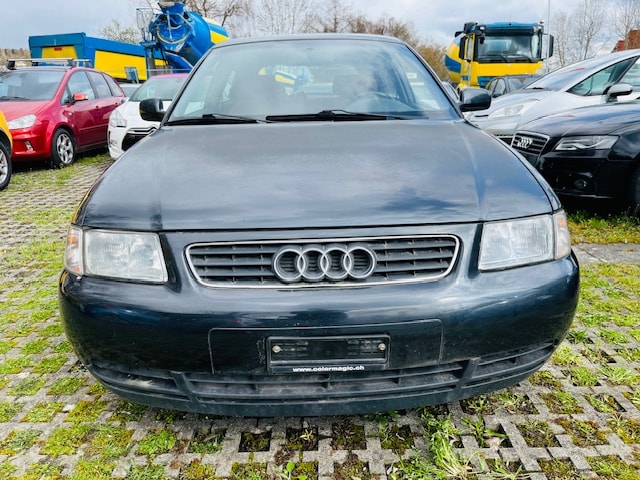 AUDI A3 1.8 Ambition-image-3