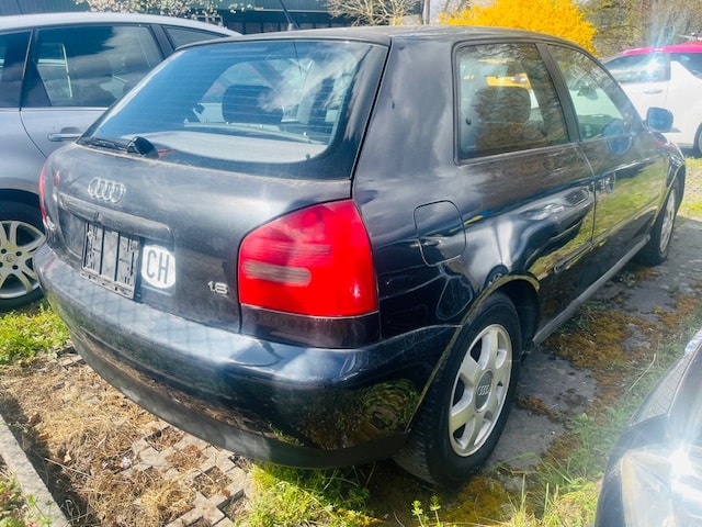 AUDI A3 1.8 Ambition-image-13
