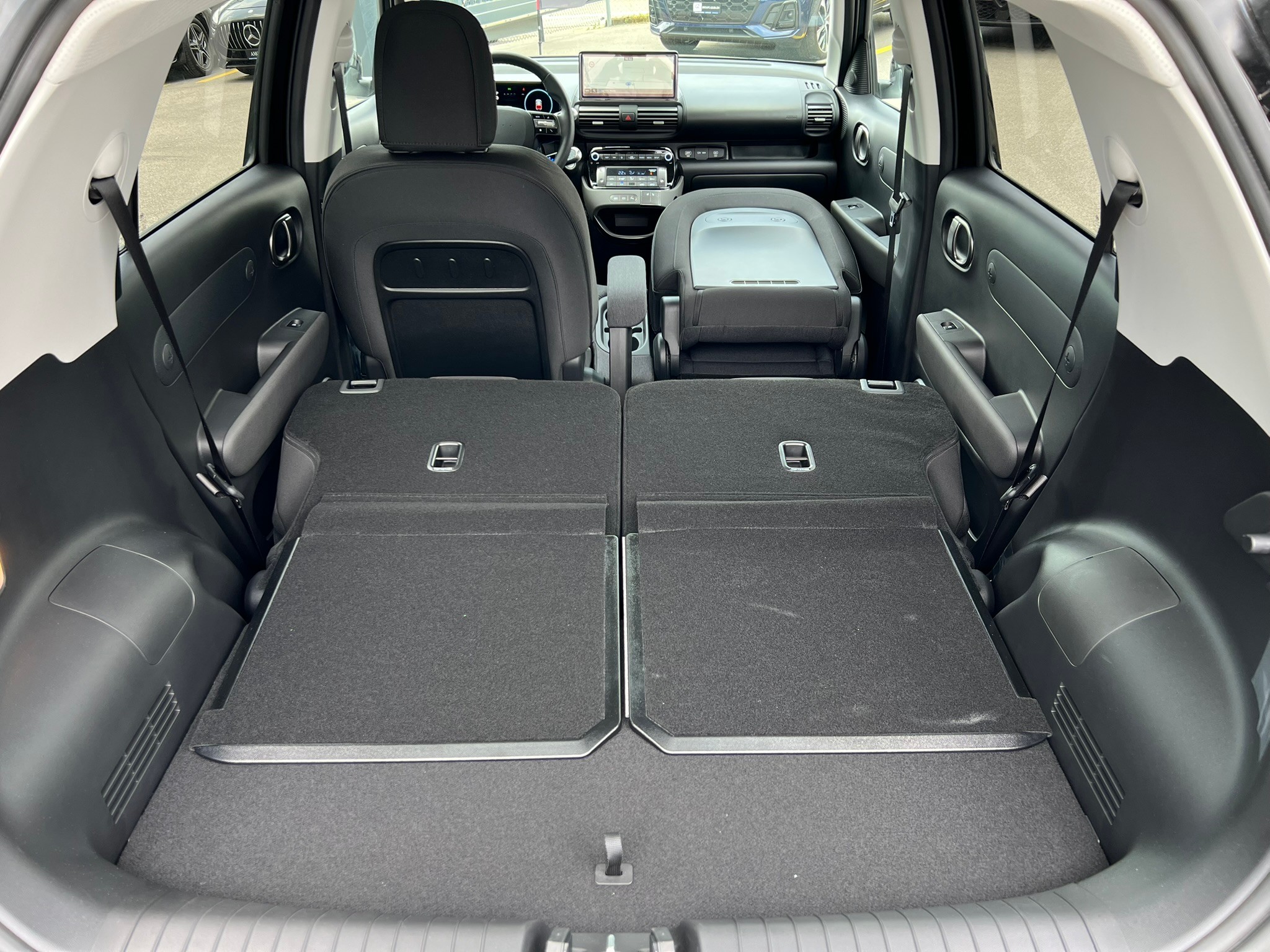 Image HYUNDAI INSTER Inster 49kWh Amplia