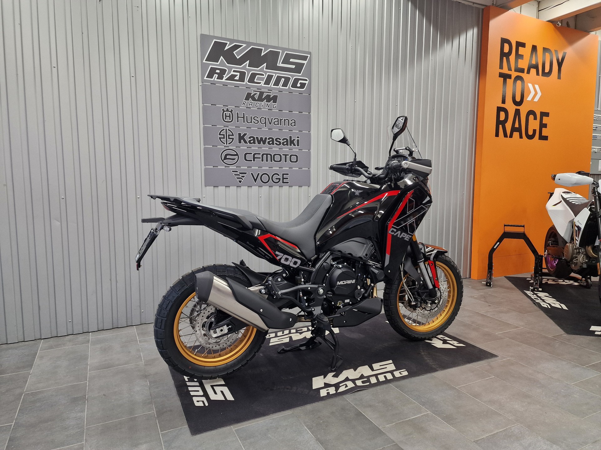 MOTO MORINI X-Cape 700-showroom-element-1