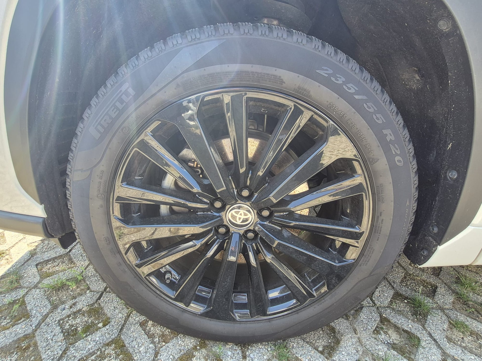 TOYOTA Highlander 2.5 HSD Premium e-CVT-image-15