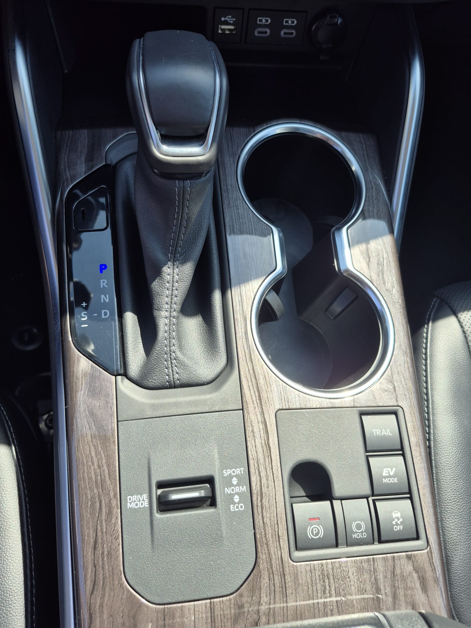 TOYOTA Highlander 2.5 HSD Premium e-CVT-image-13