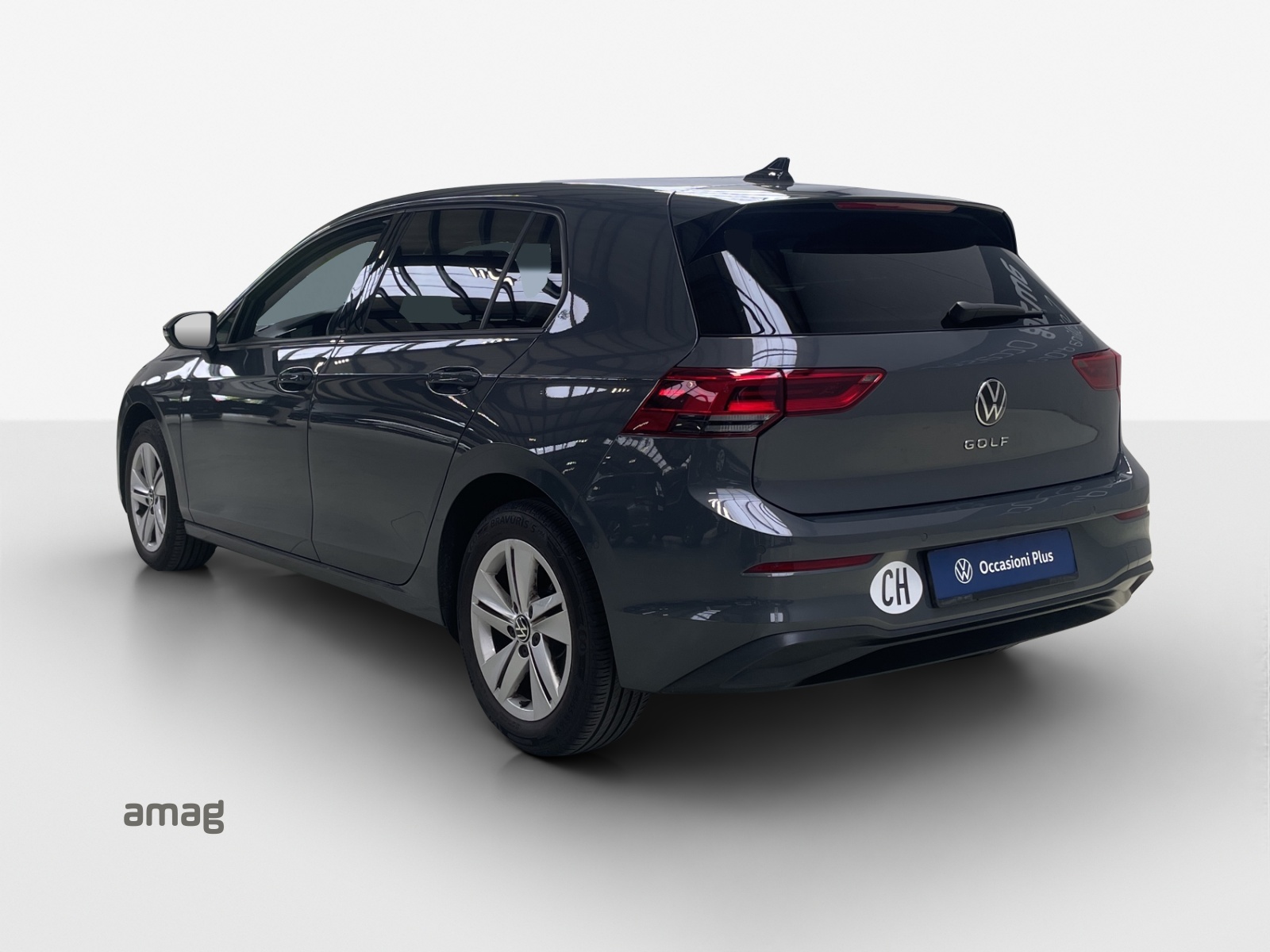 VW Golf 1.0 TSI Life-image-2