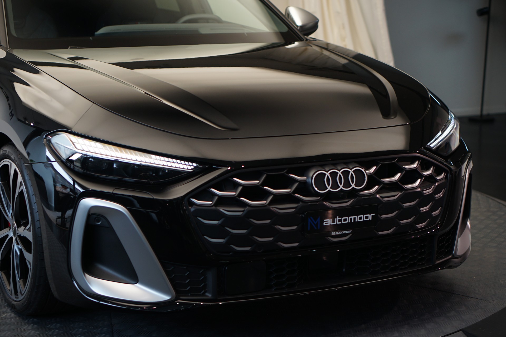 AUDI S5 Limousine TFSI quattro S tronic *Panorama* *Sportsitze* *OLED*-image-42