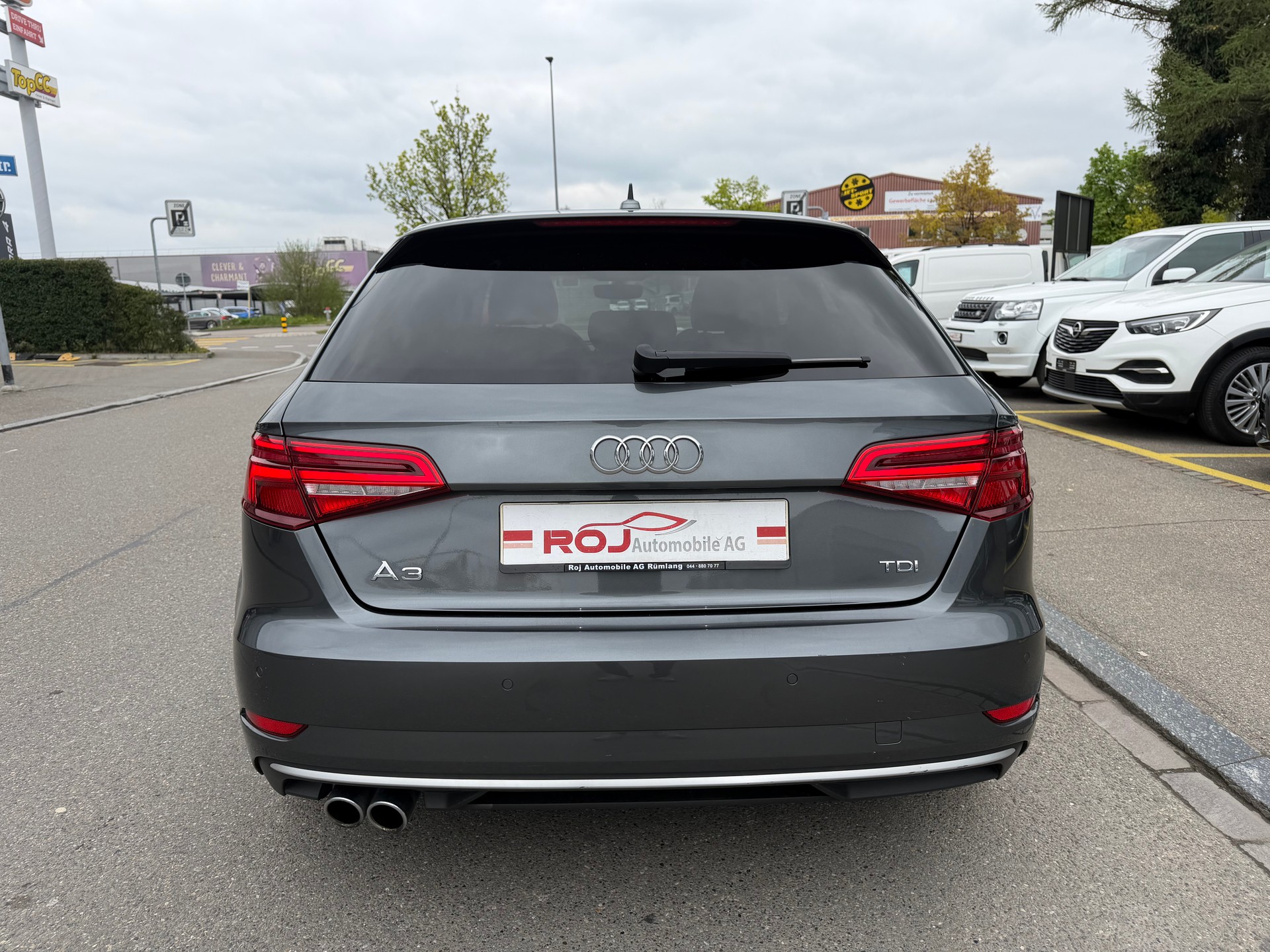 AUDI A3 Sportback 2.0 TDI Sport-image-5