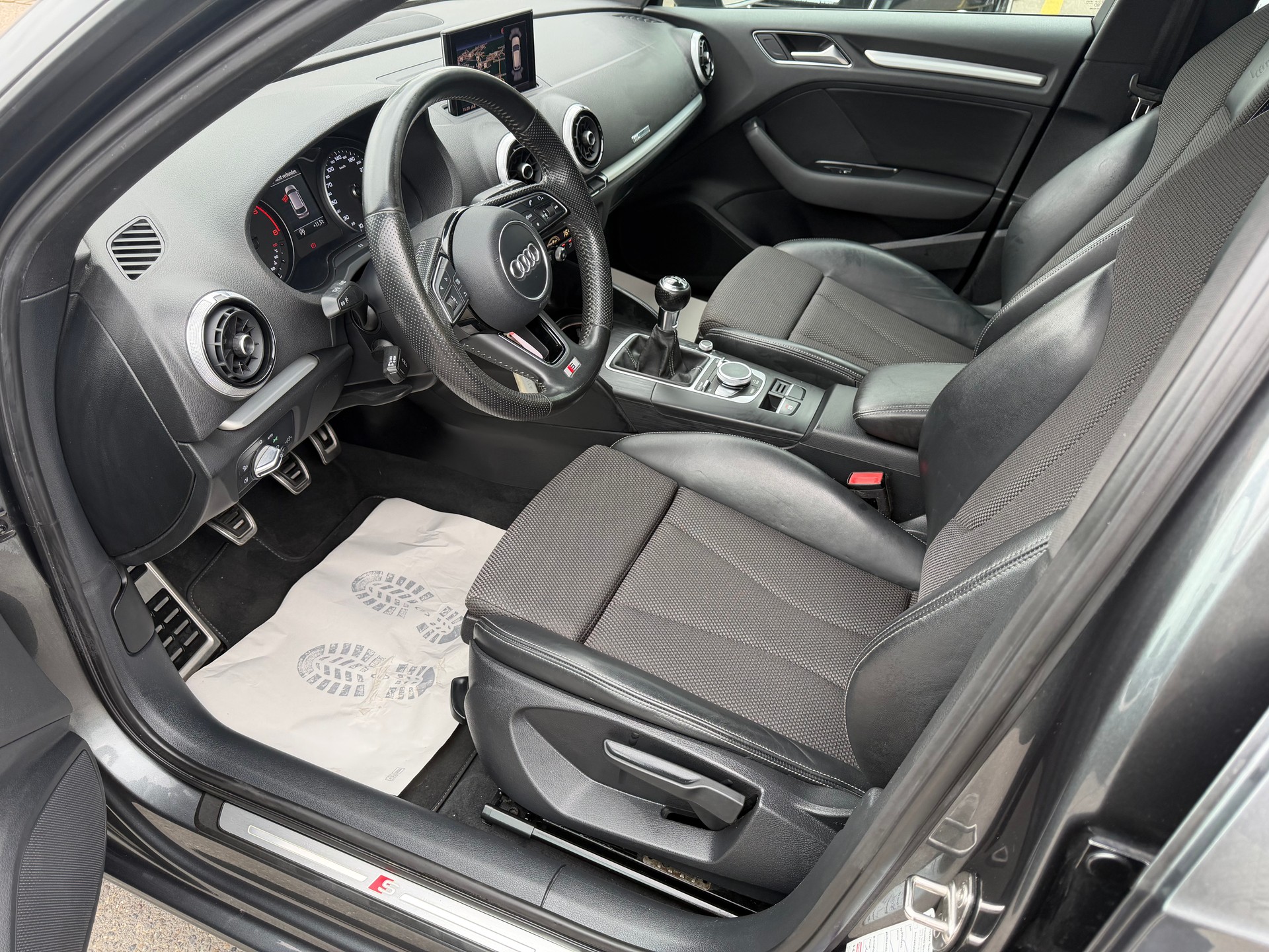 AUDI A3 Sportback 2.0 TDI Sport-image-7