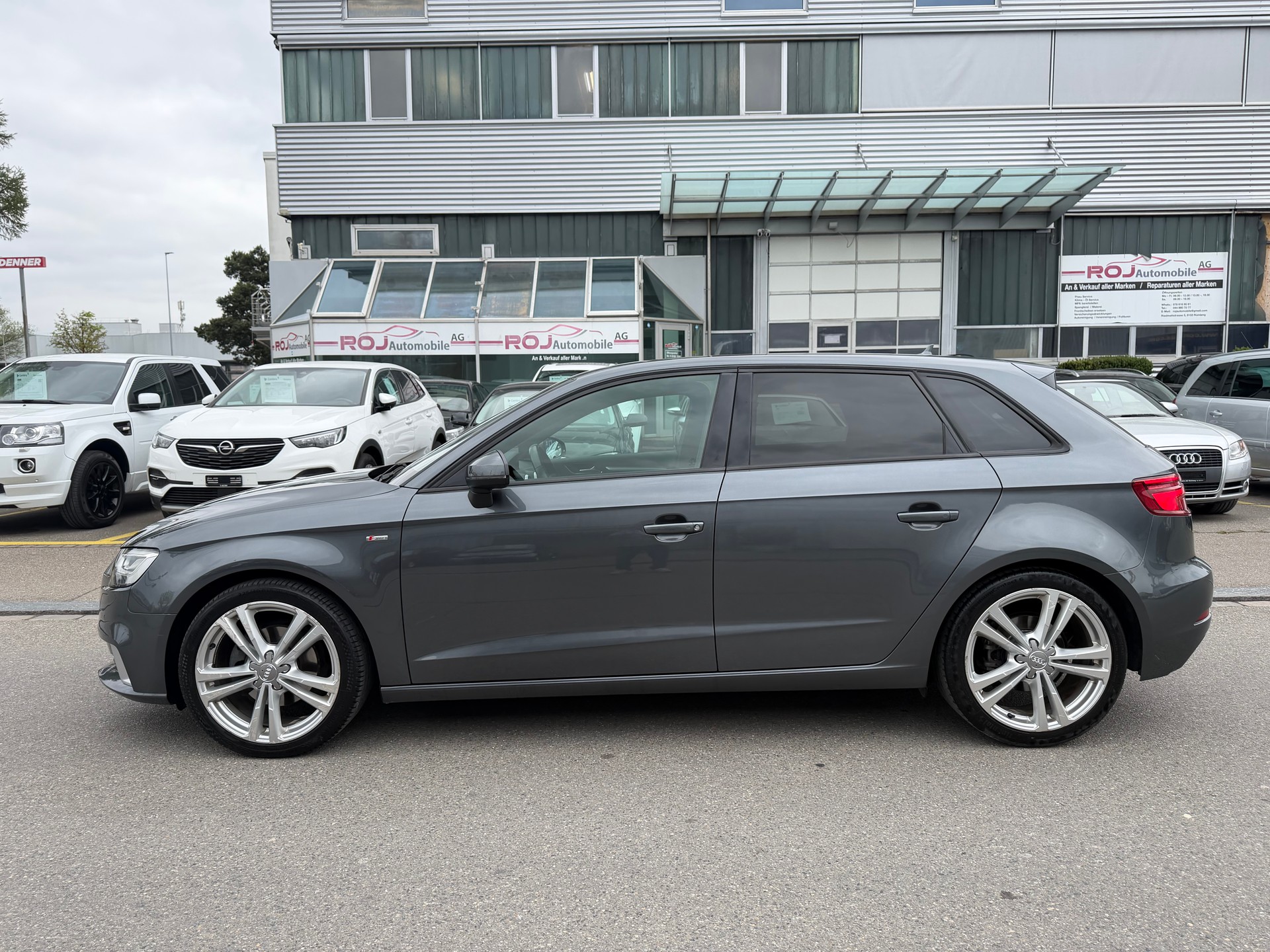 AUDI A3 Sportback 2.0 TDI Sport-image-0